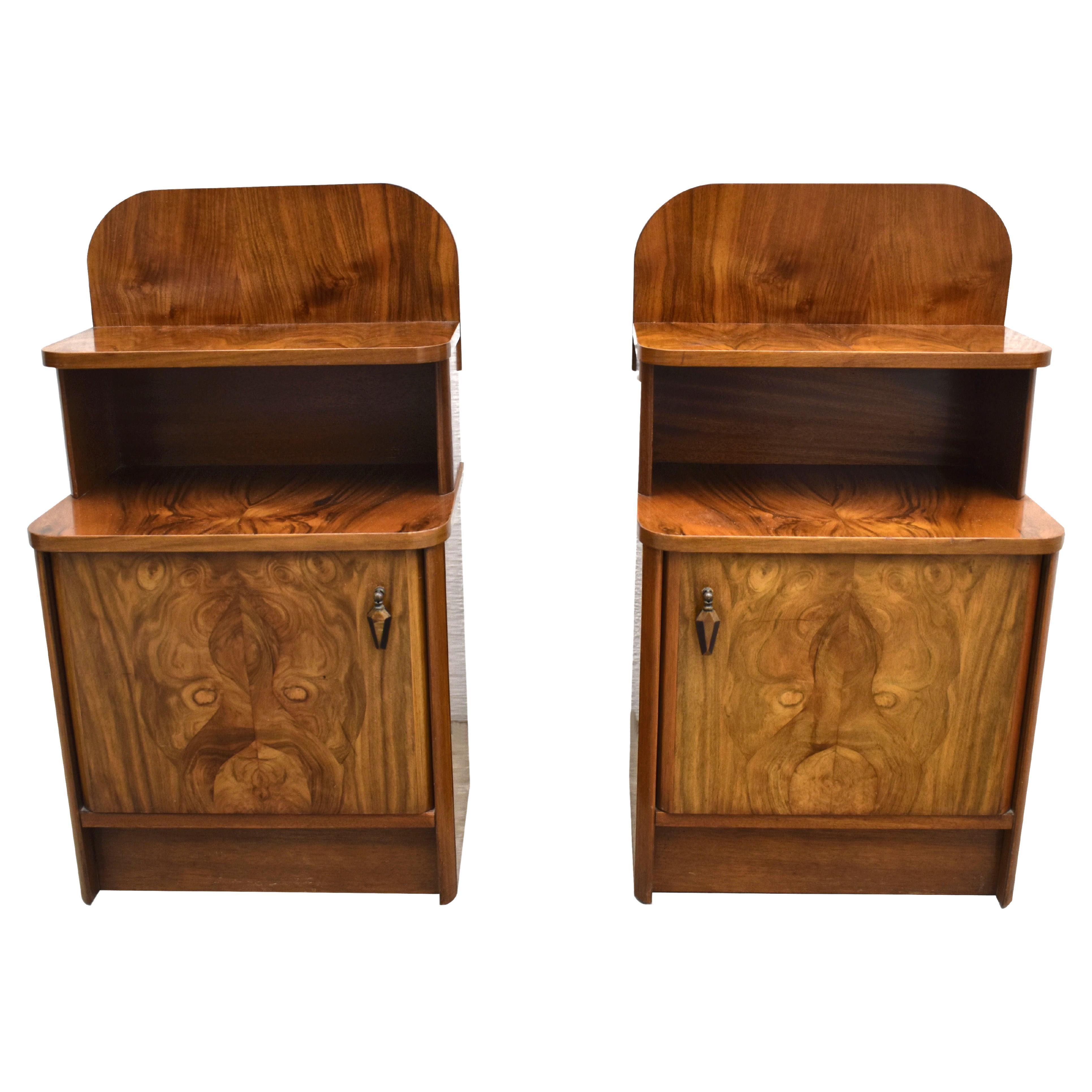 Art Deco Pair of Nightstands, Bedside Table Cabinets in Walnut, England, c1930