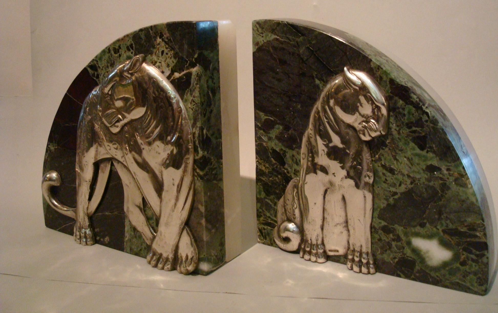 Art Deco Pair of Panther Bookends, Silvered Bronze and Marble - France, 1920s 1