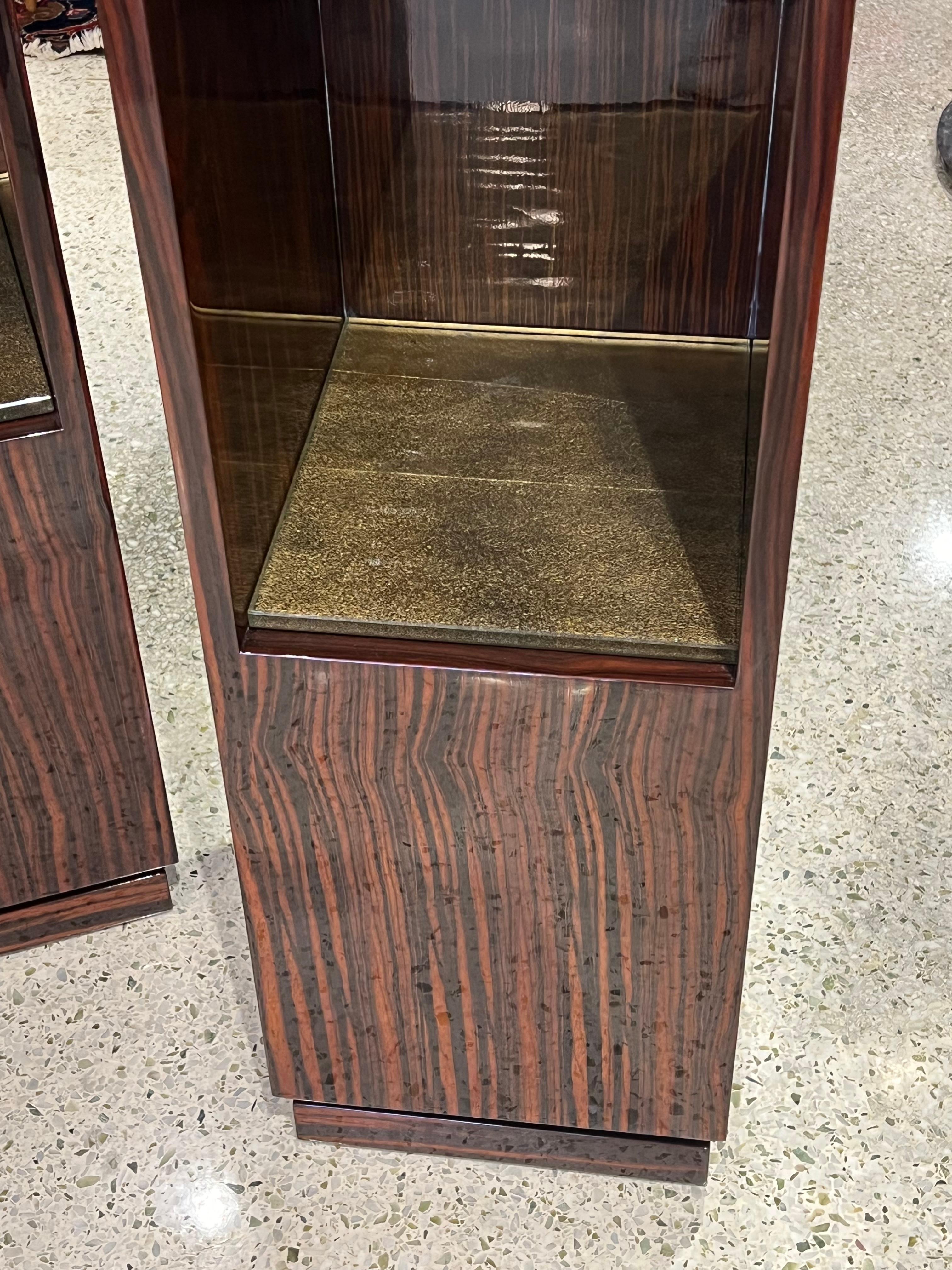 20th Century Art Deco Pair of Pedestals in Makassar Wood