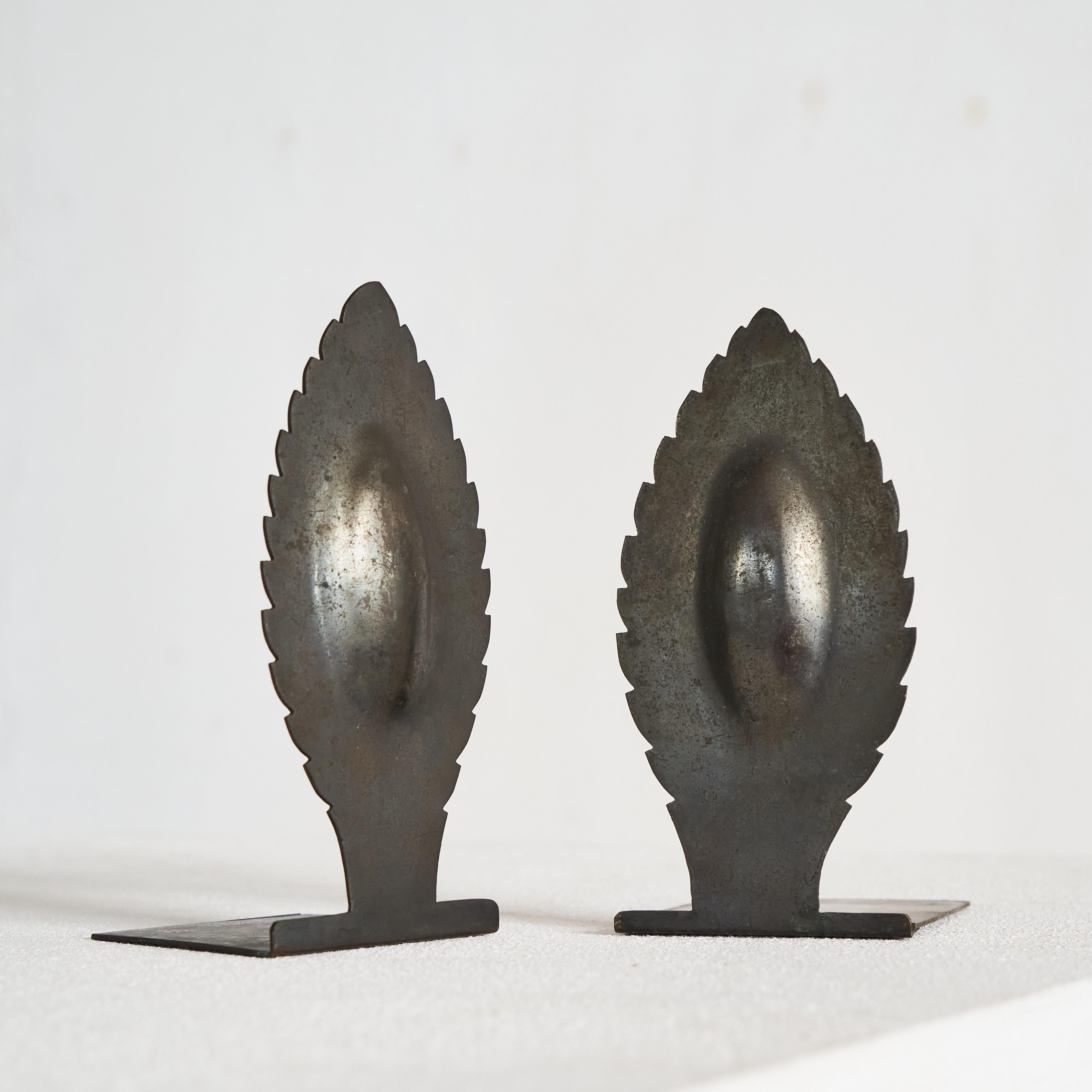 European Art Deco Pair of Sculptural Bookends 1930s For Sale