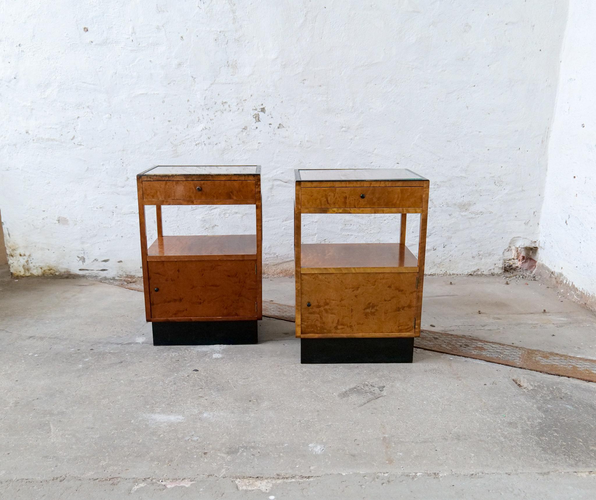 Art Deco Pair of Side Tables Attributed to Carl Malmsten Sweden, 1930s In Good Condition In Hillringsberg, SE