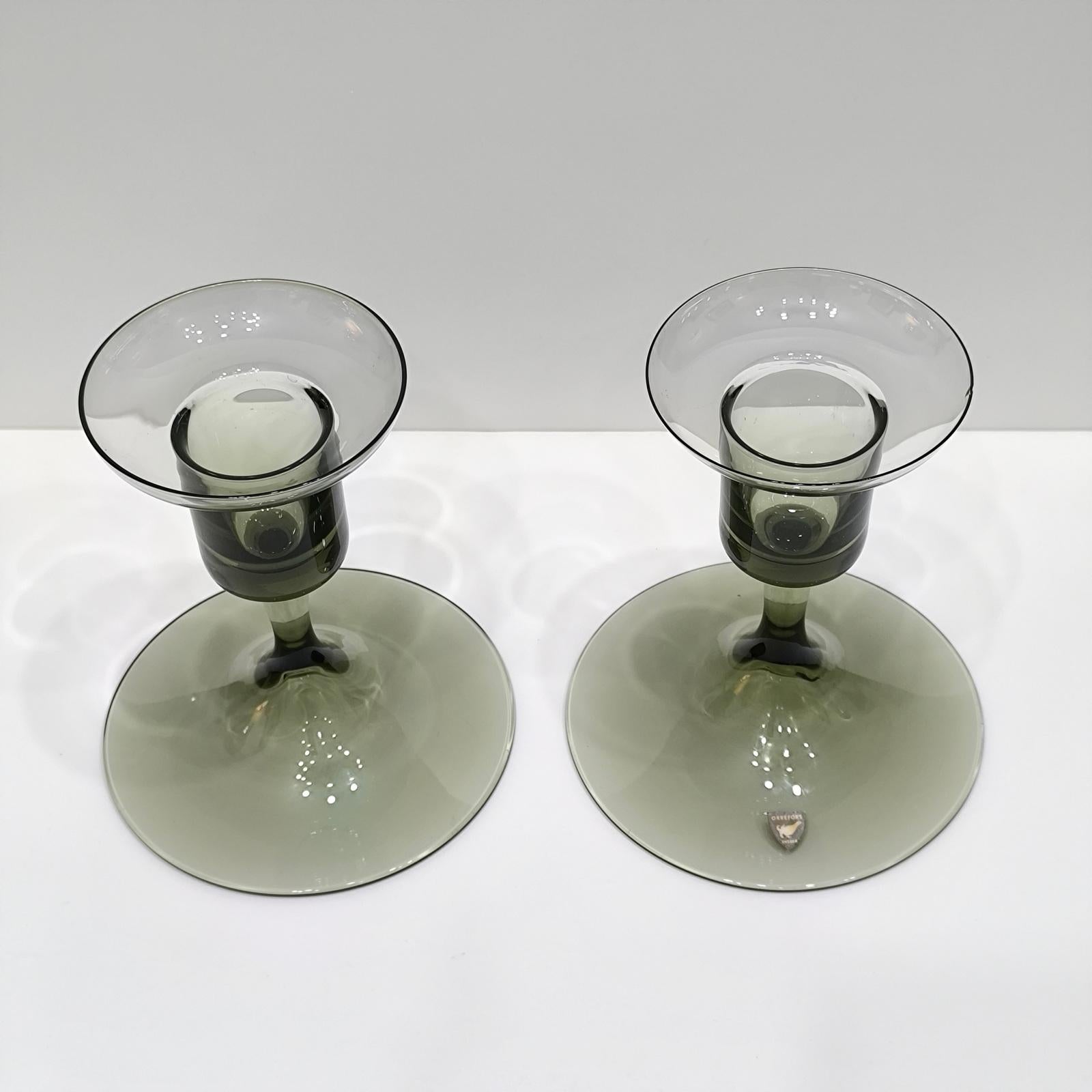 Coppia di portacandele in vetro fumé Art Déco Design Simon Gate, Orrefors, anni '20 in vendita 3