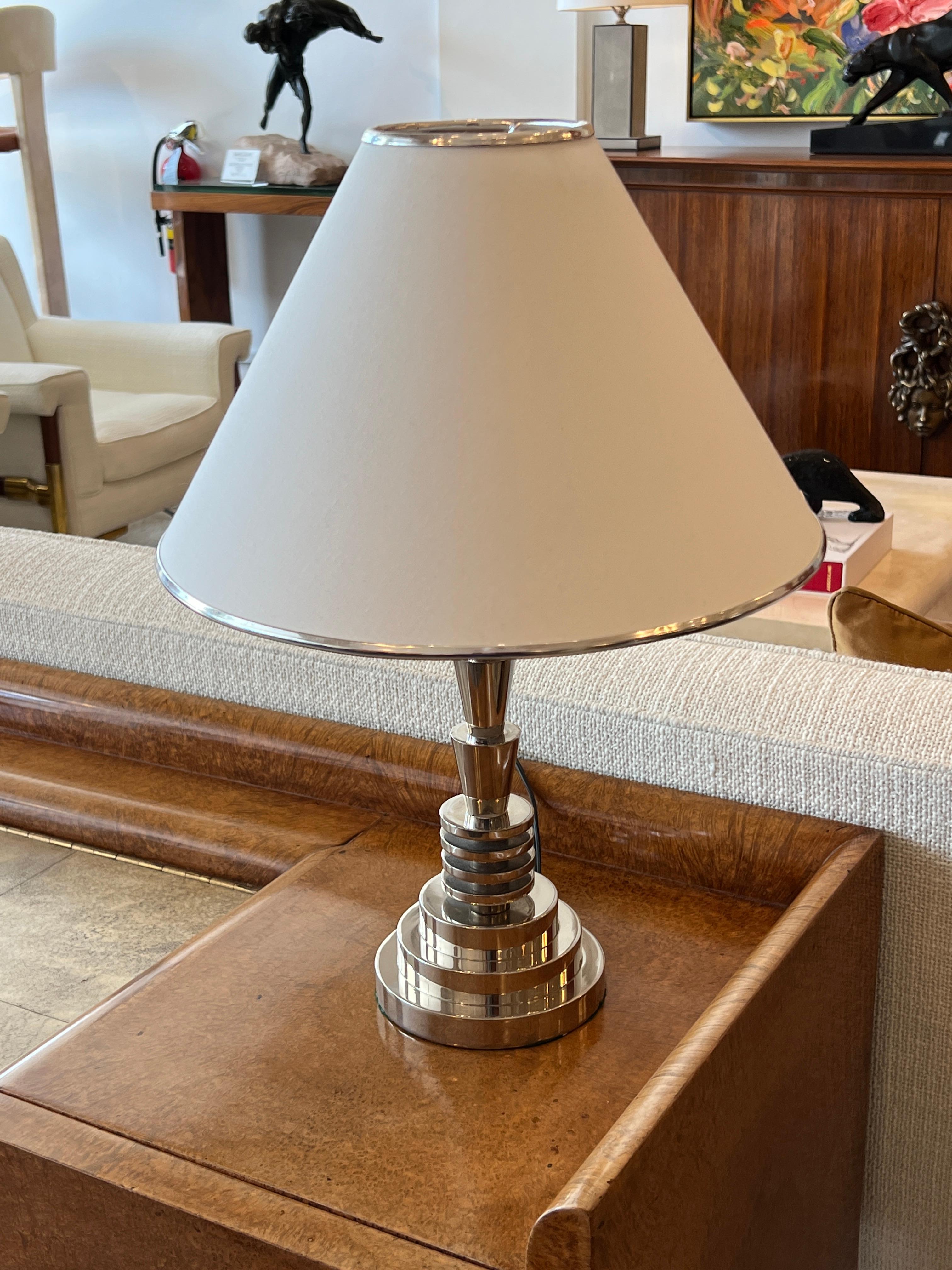 Art Deco Pair of Table Lamps by George Halais In Good Condition For Sale In Miami, FL