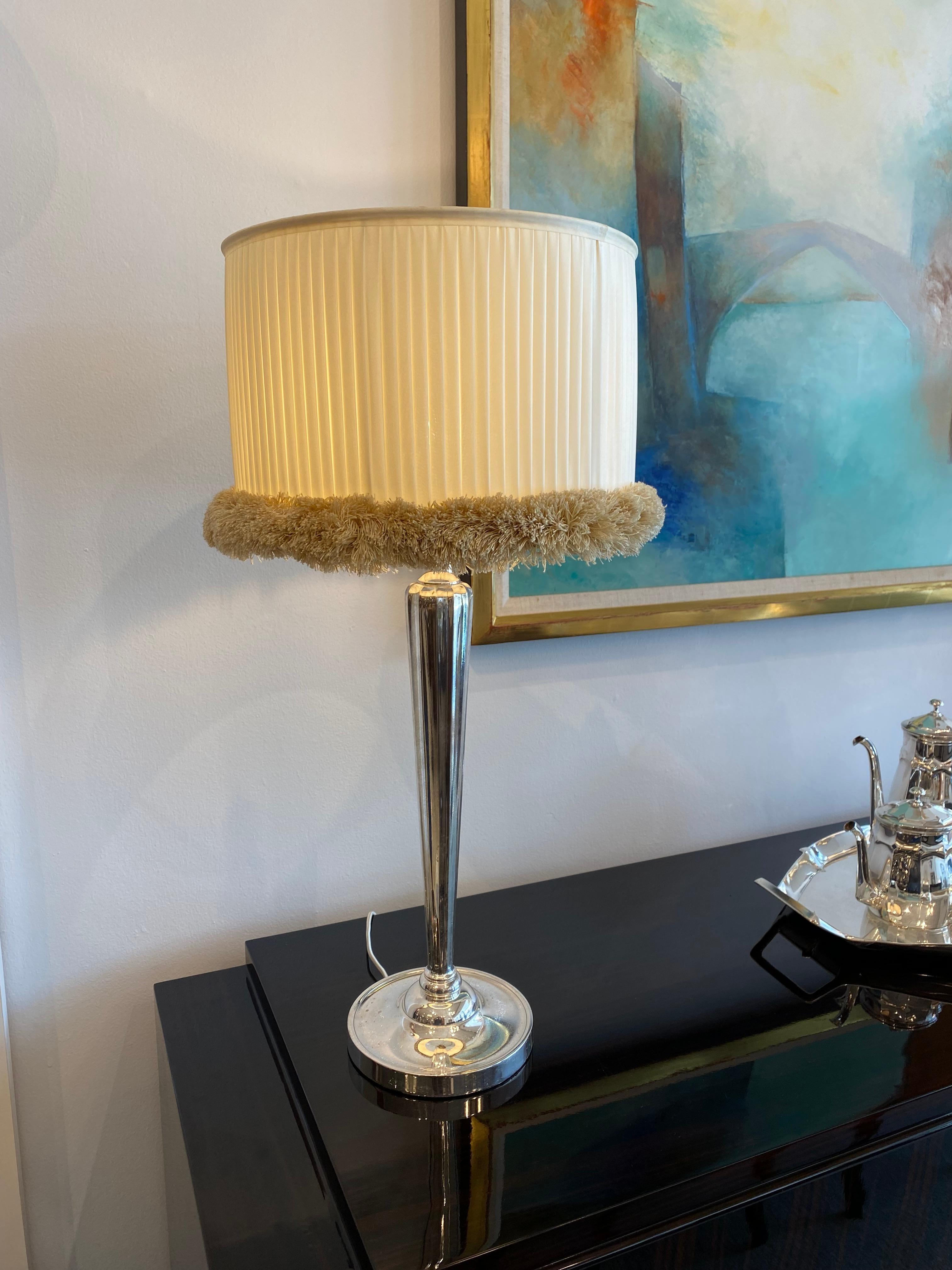 Art Deco Pair of Table Lamps in the style of Ruhlmann For Sale 1