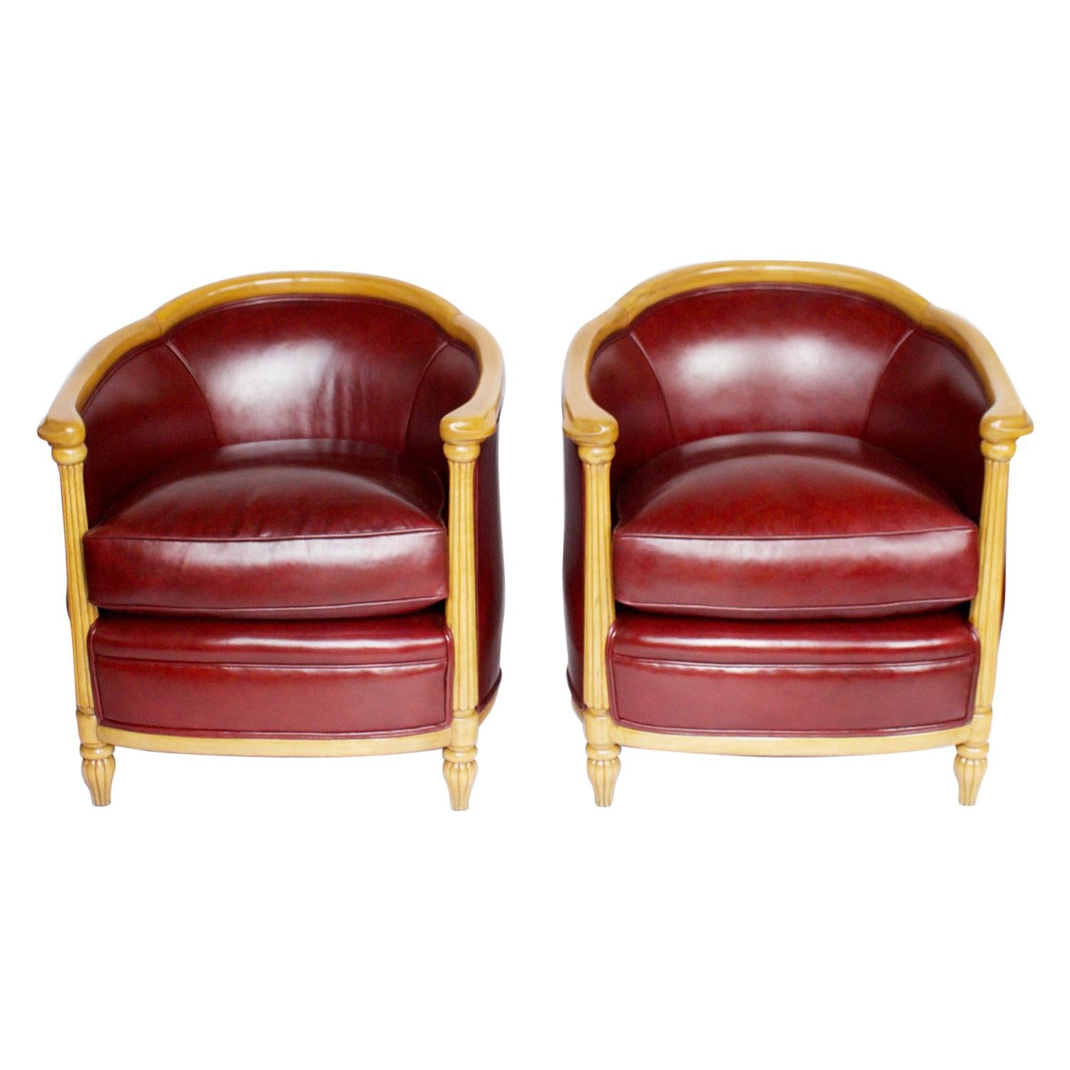 Art Deco Pair of Tub Chairs Upholstered in Red Leather, circa 1930