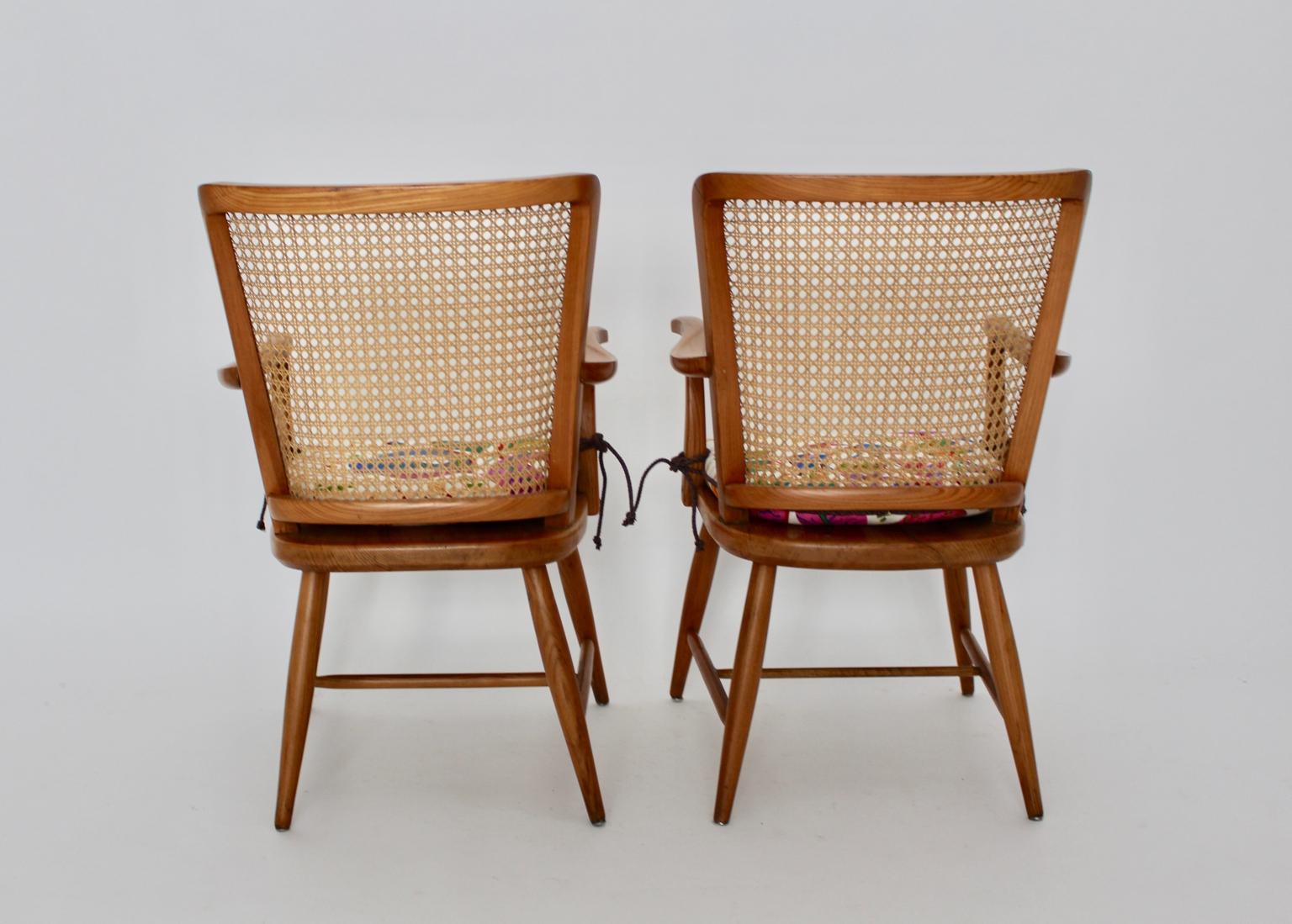 Zwei Wiener Mesh-Sessel aus Eschenholz im Art-déco-Stil Josef Frank Wien, um 1928 im Angebot 1