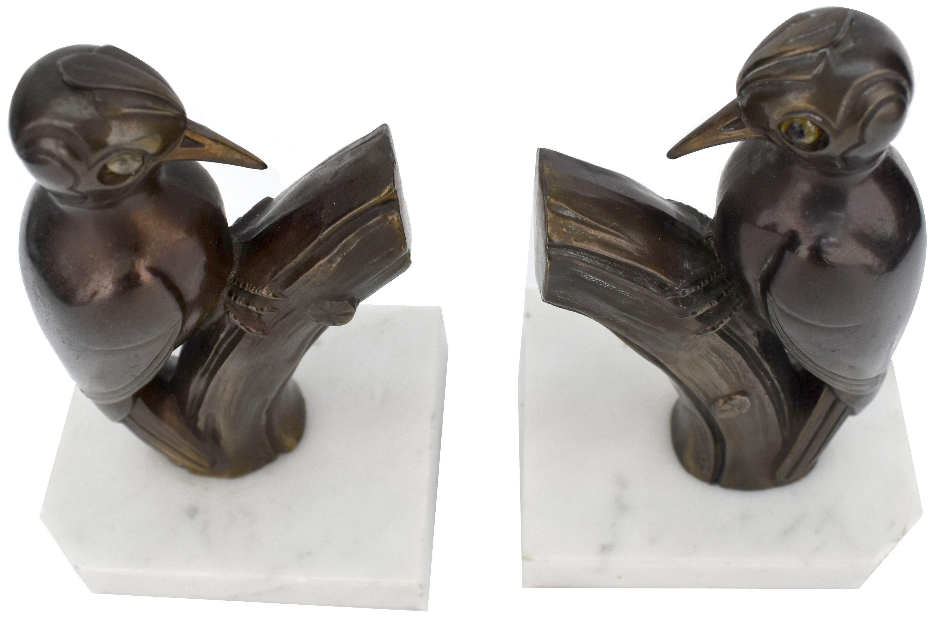 20th Century Art Deco Pair of Woodpecker Bookends, French, C1930 For Sale