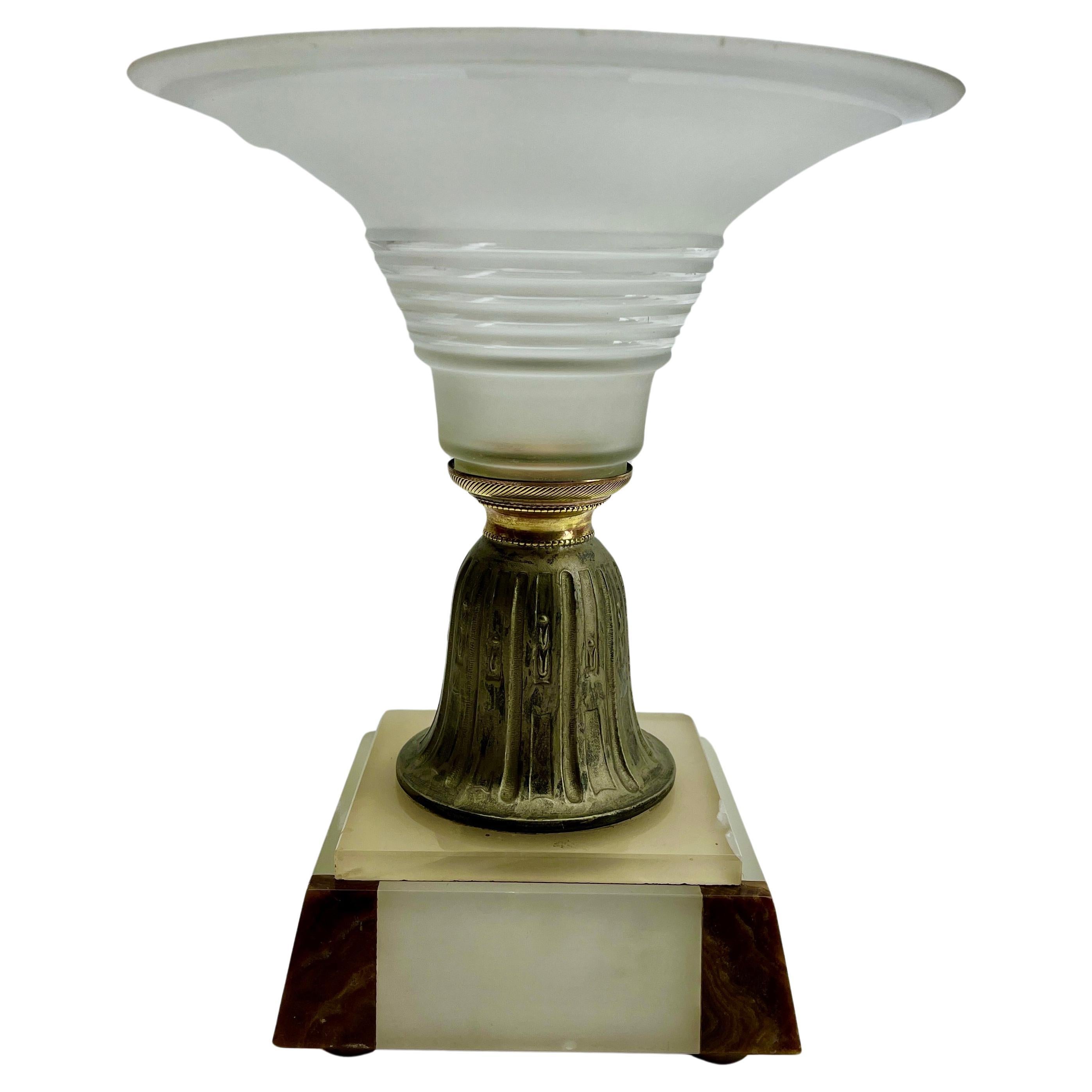Art Deco Pair Pedestal Bowls with stylized Bronze  on Onyx Plint For Sale 2