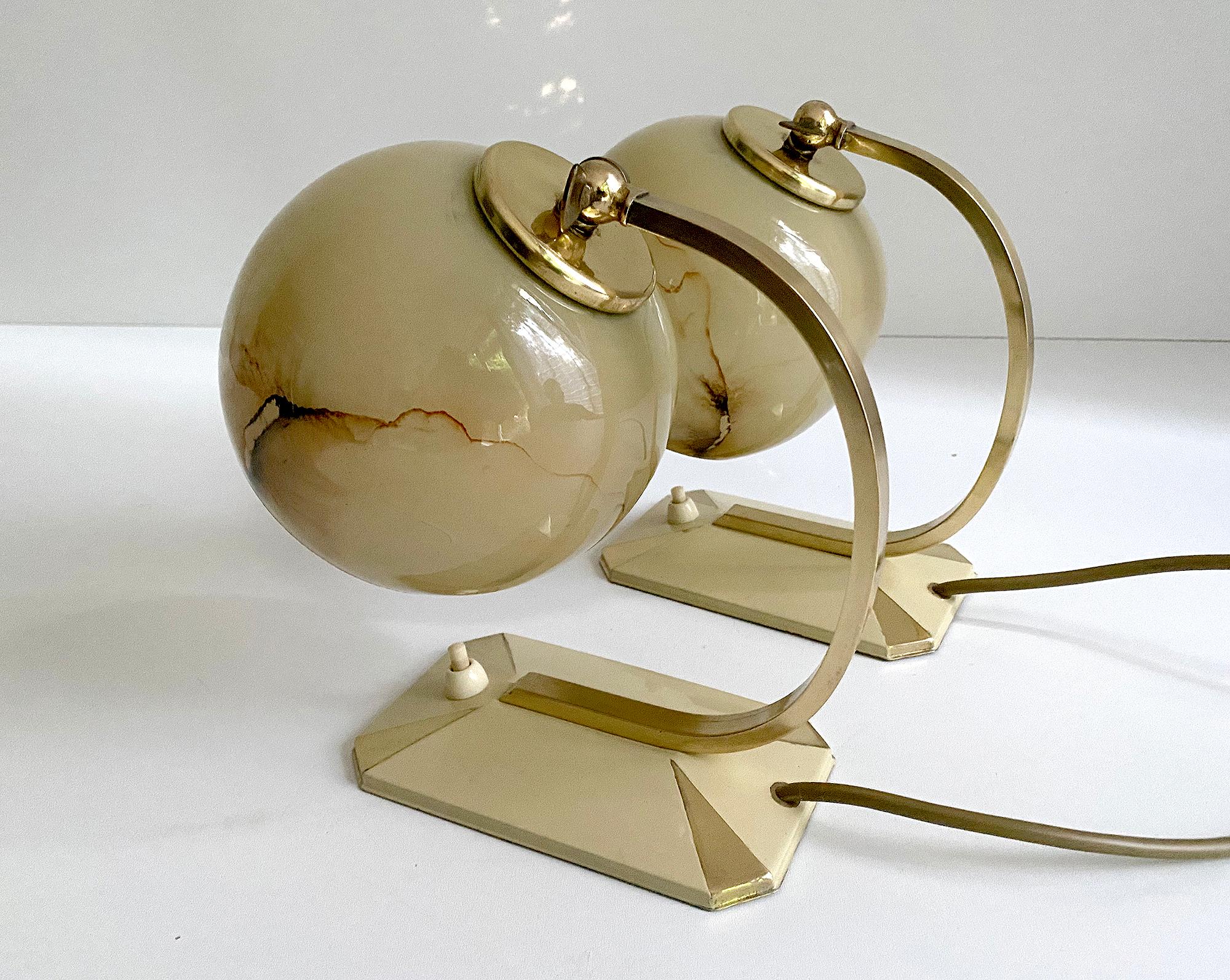 Pair of 1930s Art Deco Bauhaus Table Lamps Lights, Opaline Marble Glass Brass For Sale 3