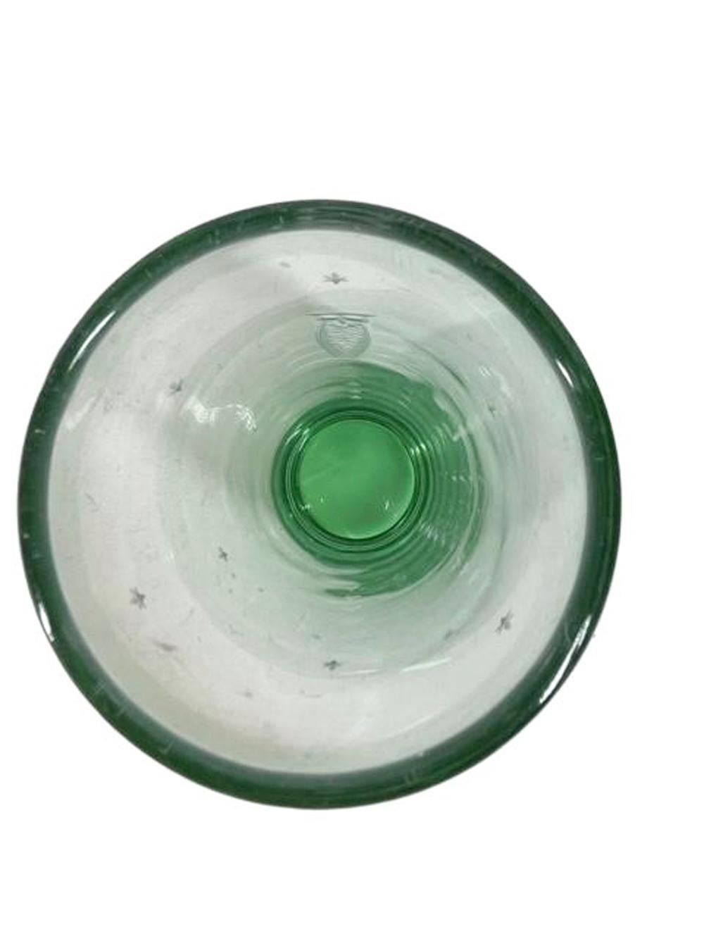 Shaker da cocktail in vetro verde pallido Art Deco con gufo e stelle incise In condizioni buone in vendita a Nantucket, MA