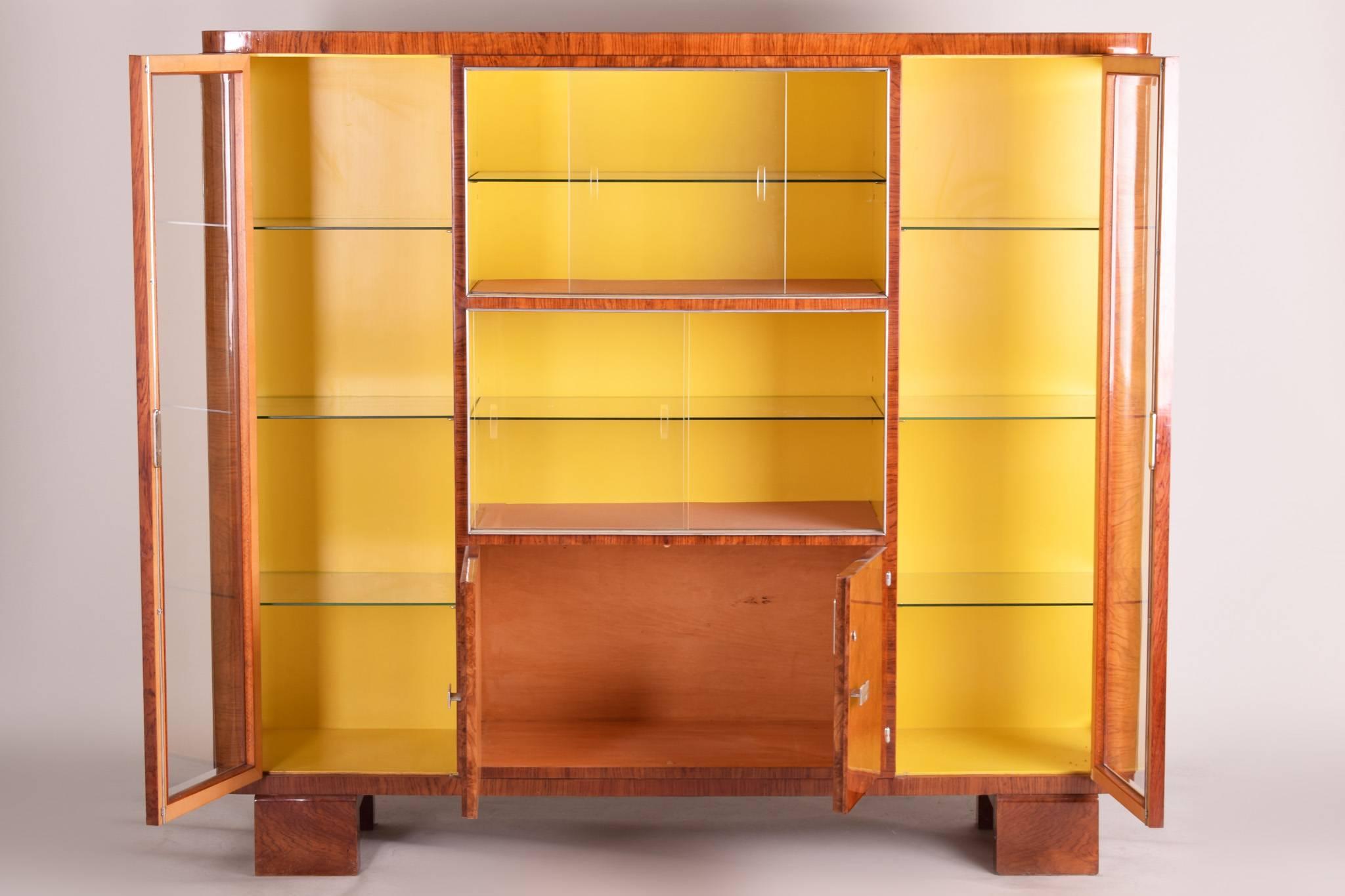 20th century Art Deco display cabinet
Completely restored to the high gloss.
Material: Palisander.

We guarantee safe a the cheapest air transport from Europe to the whole world within 7 days.
The price is the same as for ship transport but delivery