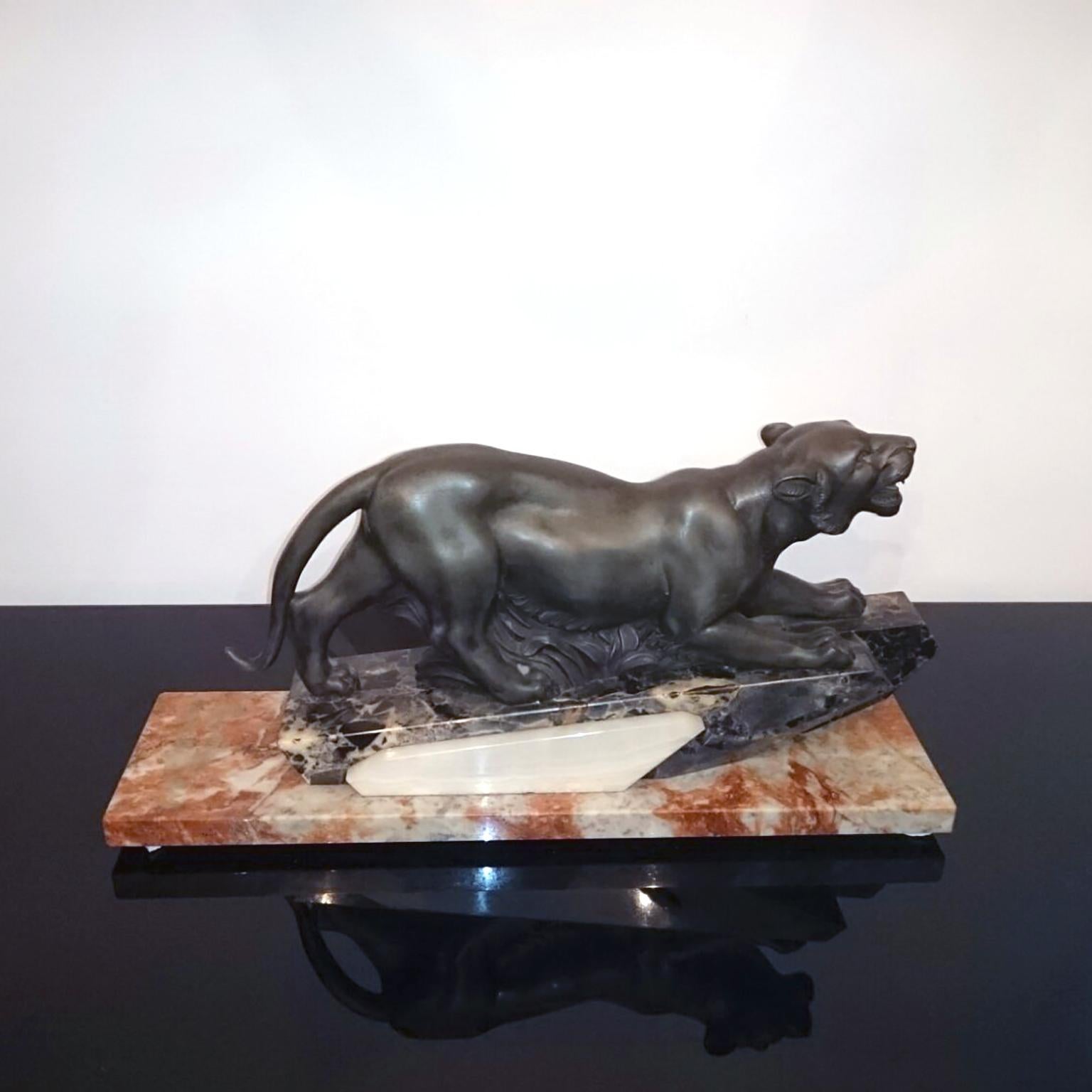 Panther im Art déco-Stil, Frankreich, um 1930 (Französisch) im Angebot