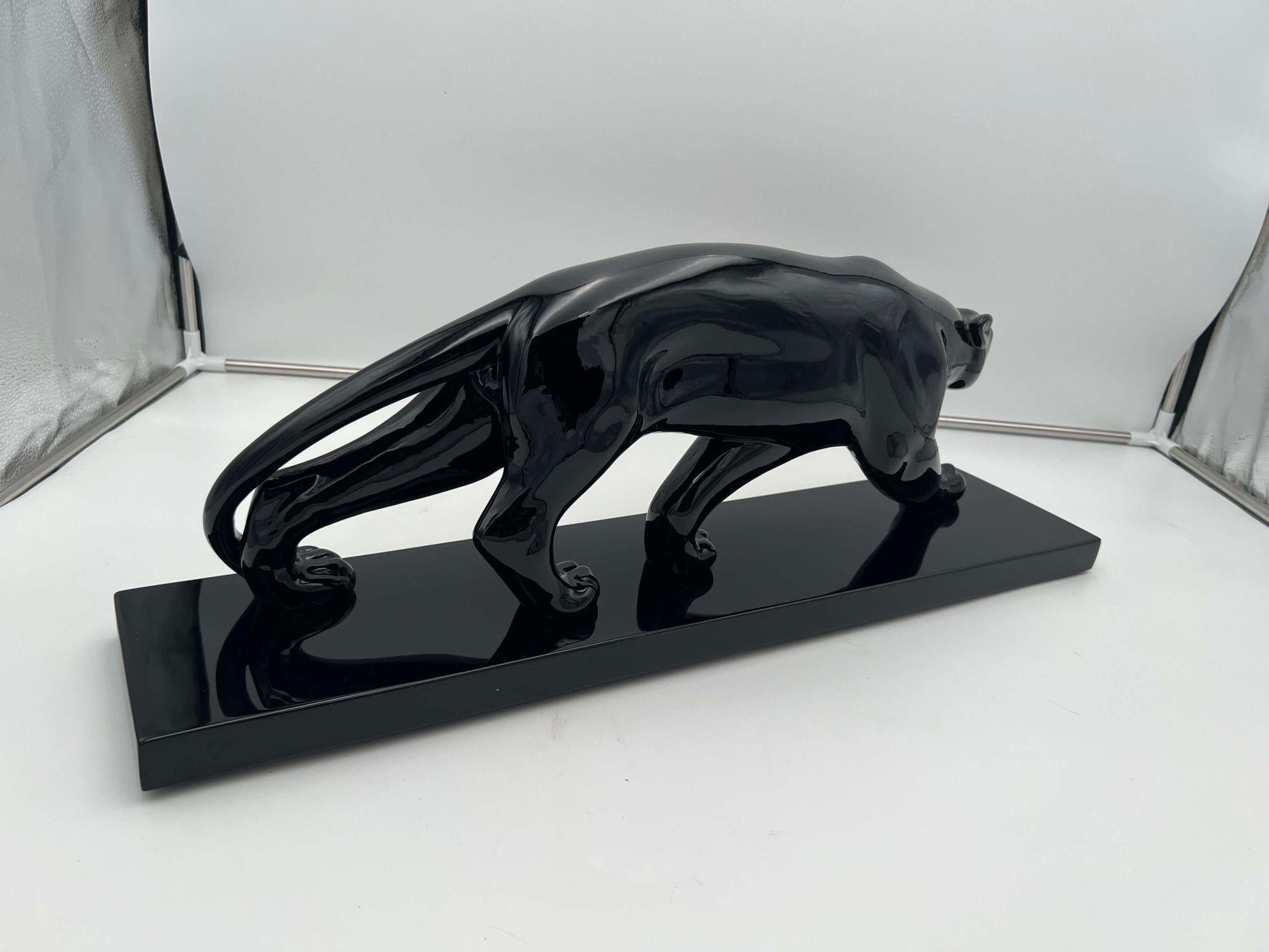 Art Deco Panther Sculpture, Black Lacquer, Ceramic, France, circa 1930 2