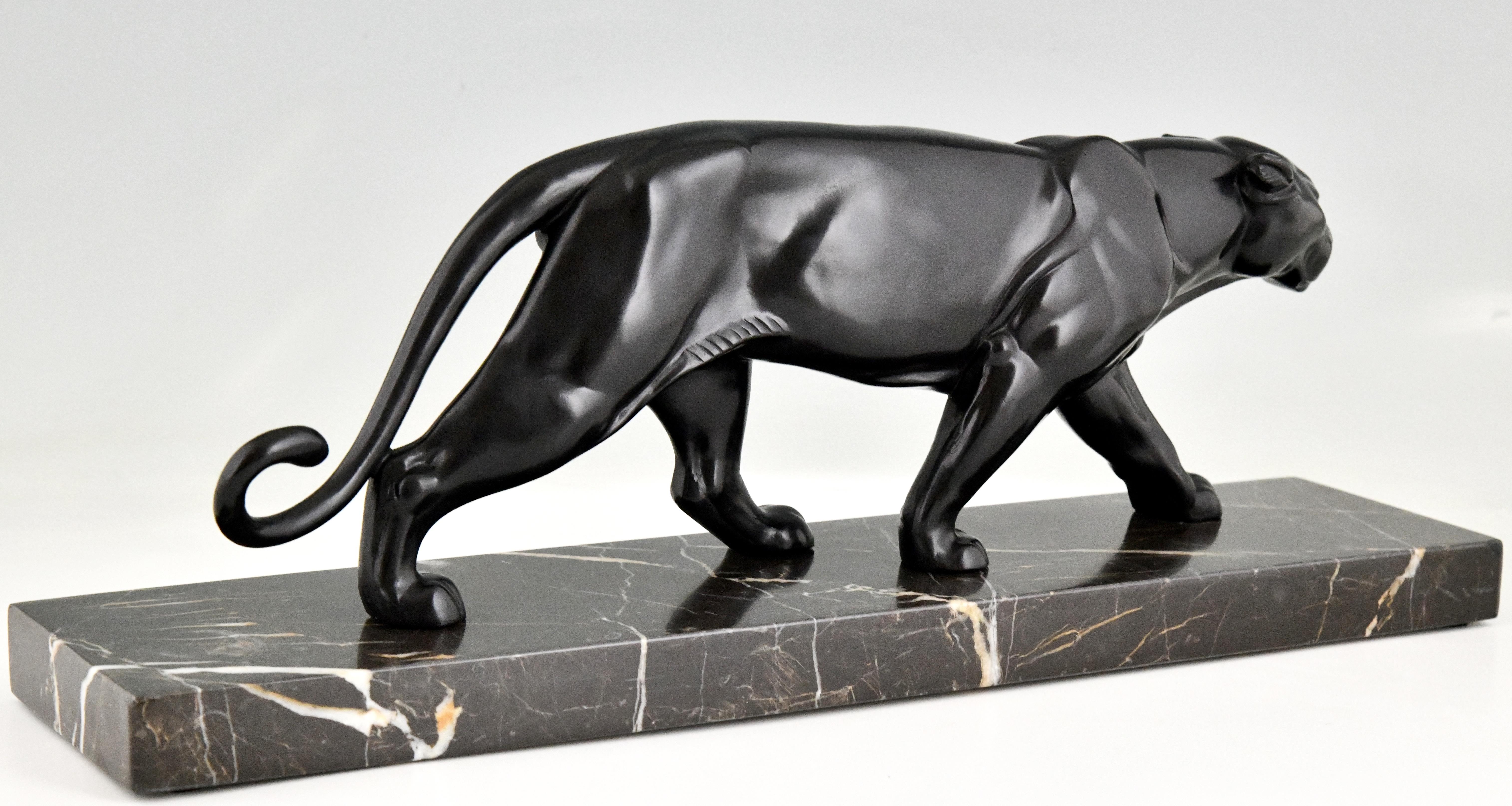 Art Deco panther sculpture by Alexandre Ouline 3