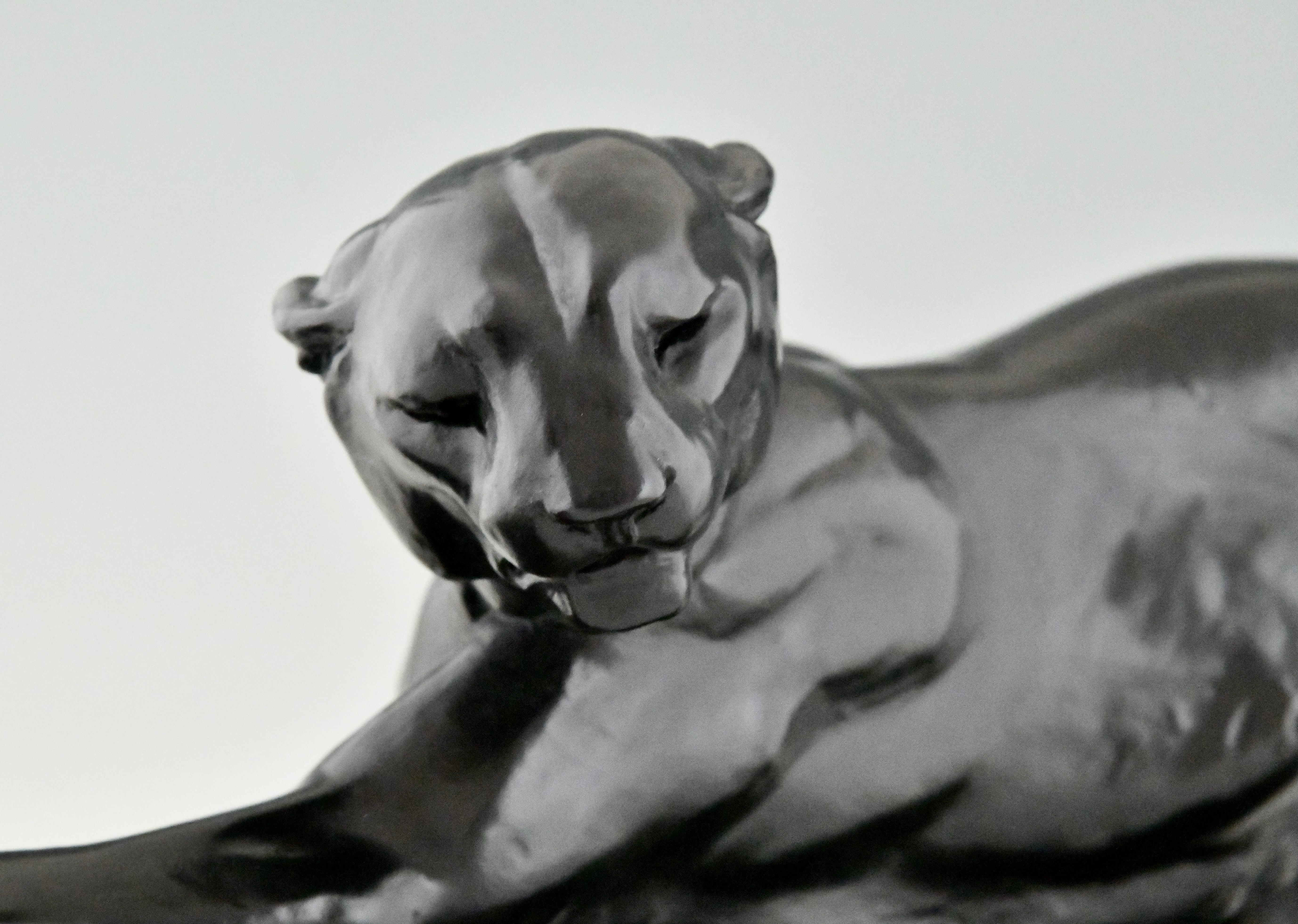 Metal Art Deco panther sculpture by Plagnet, France 1930.