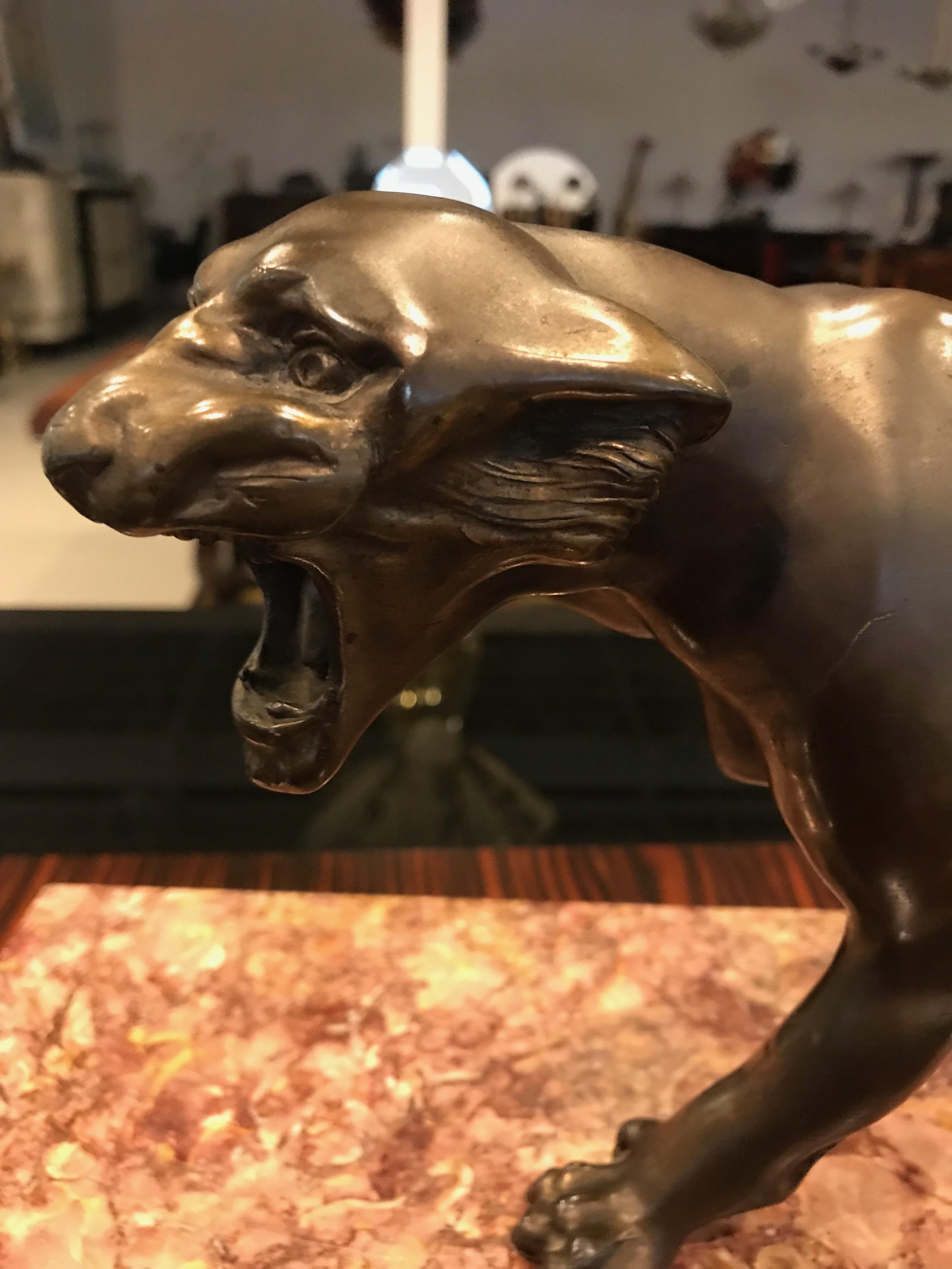 Art Deco Panther Sculpture on Marble Base For Sale 1