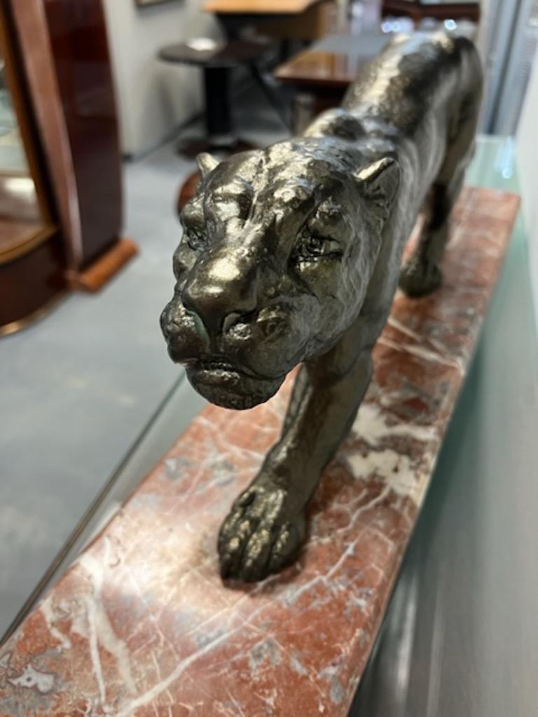 Mid-20th Century Art Deco Panther Sculpture on Marble, D.H. Chiparus For Sale