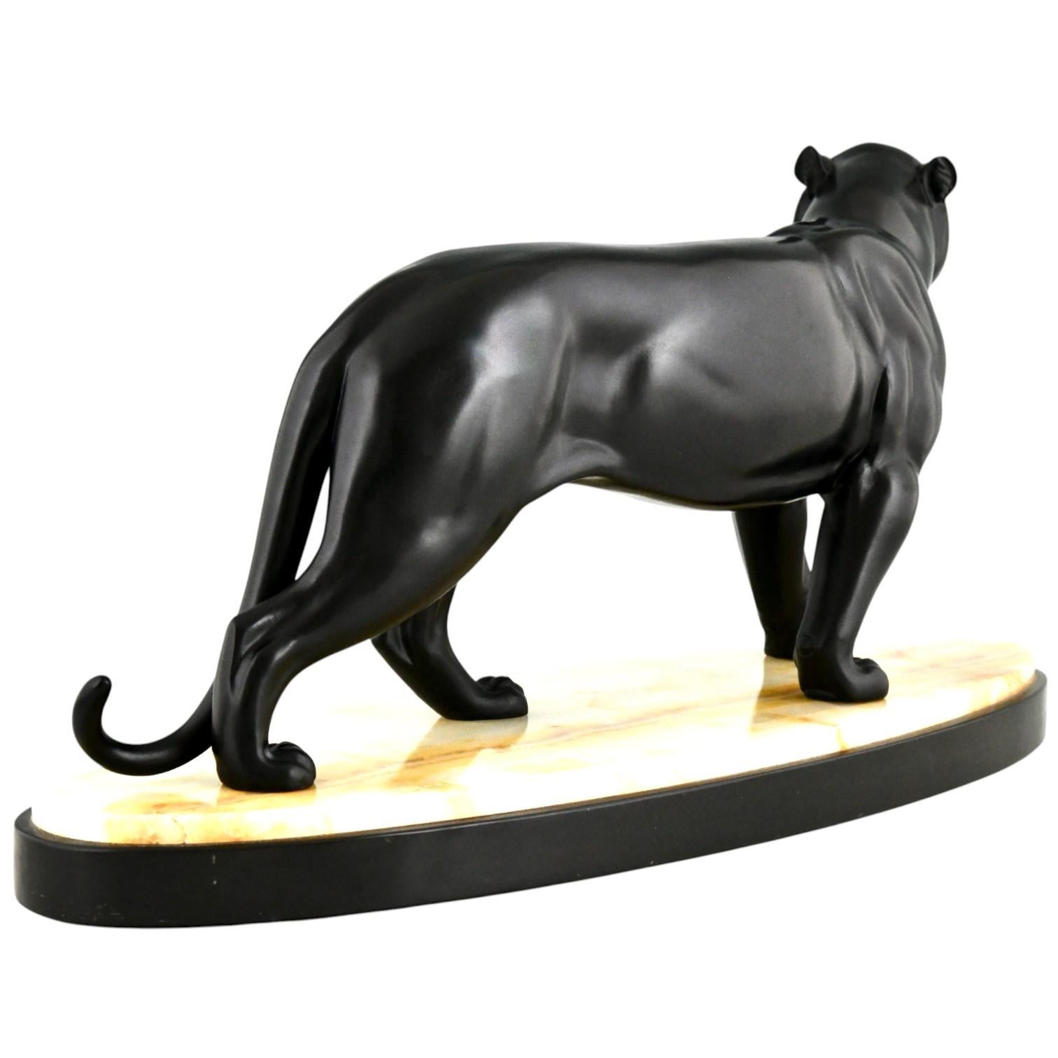 Art Deco Panther Skulptur Signiert von Irenee Rochard Frankreich 1930 im Zustand „Gut“ im Angebot in Antwerp, BE