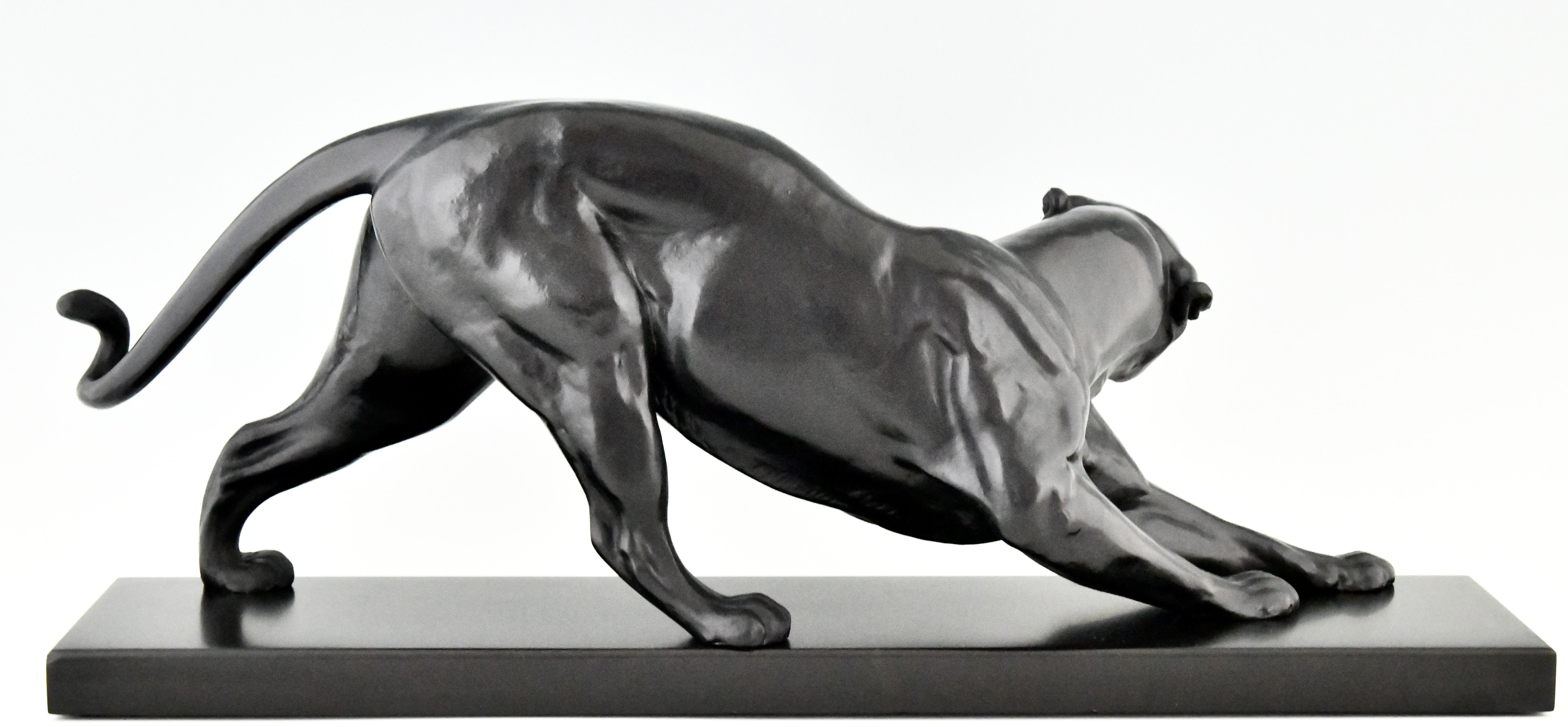 20th Century Art Deco panther sculpture signed by Plagnet France 1930 black patina