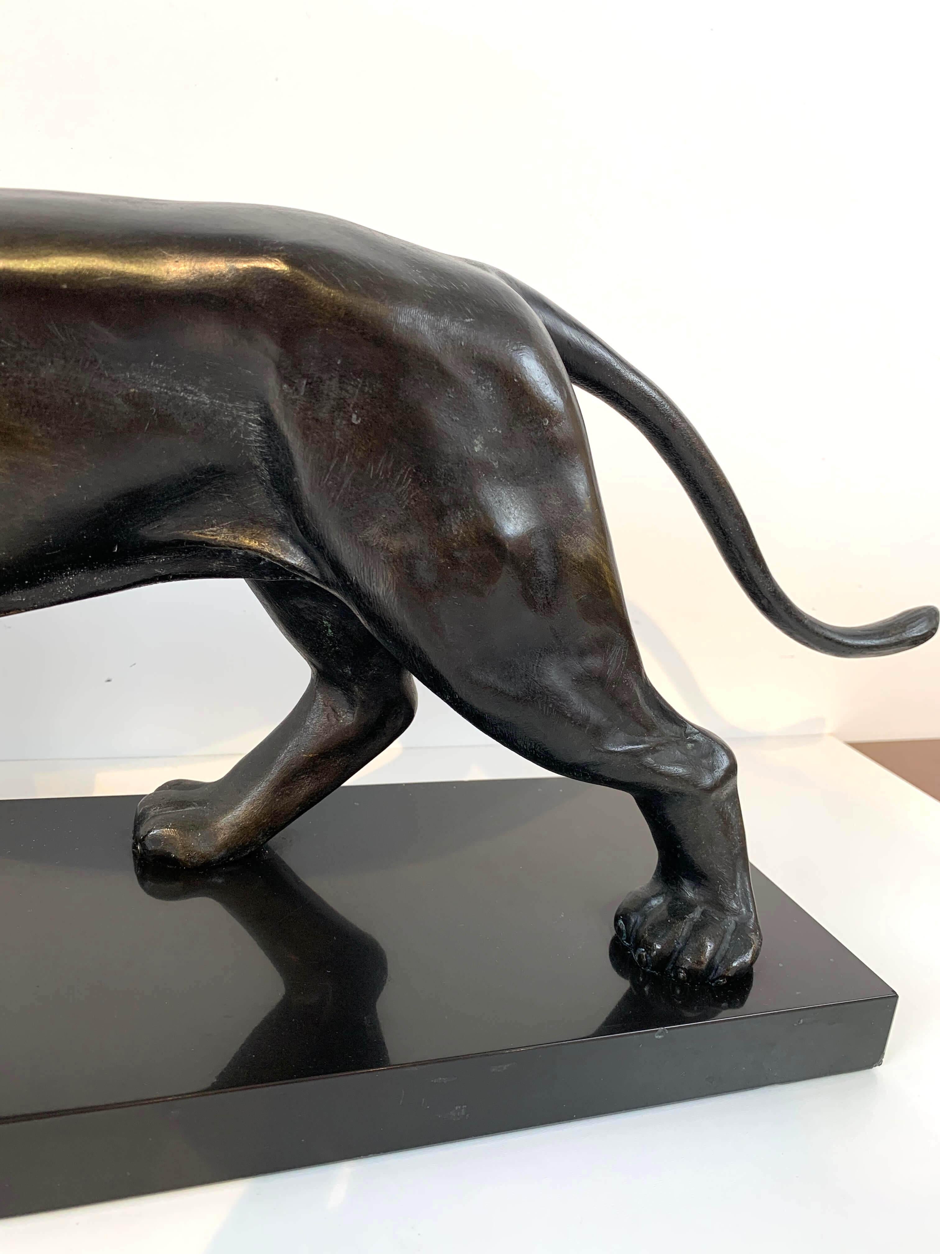 Sculpture de panthère Art déco, signée Jean Martel, bronze, marbre, France ca. 1930 3