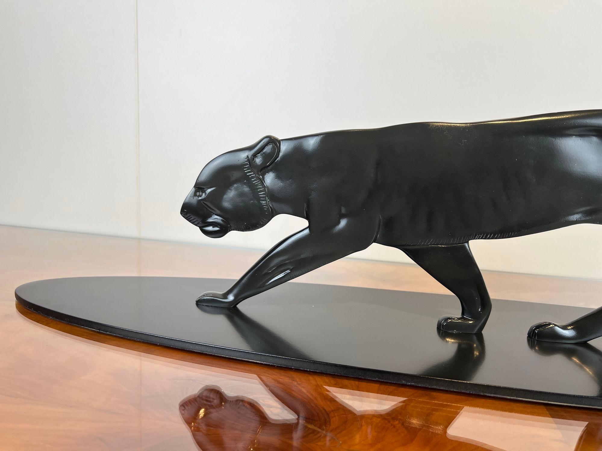 Bronzo Scultura di pantera Art Déco, bronzo massiccio, Francia, 1930 circa in vendita
