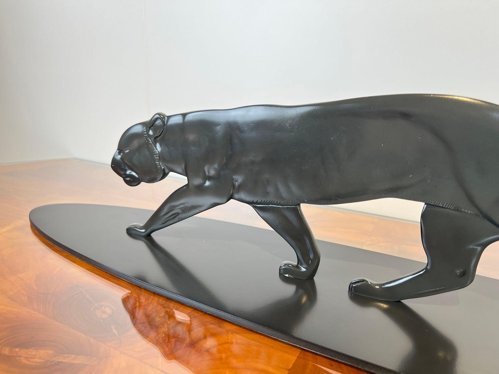 Scultura di pantera Art Déco, bronzo massiccio, Francia, 1930 circa in vendita 2