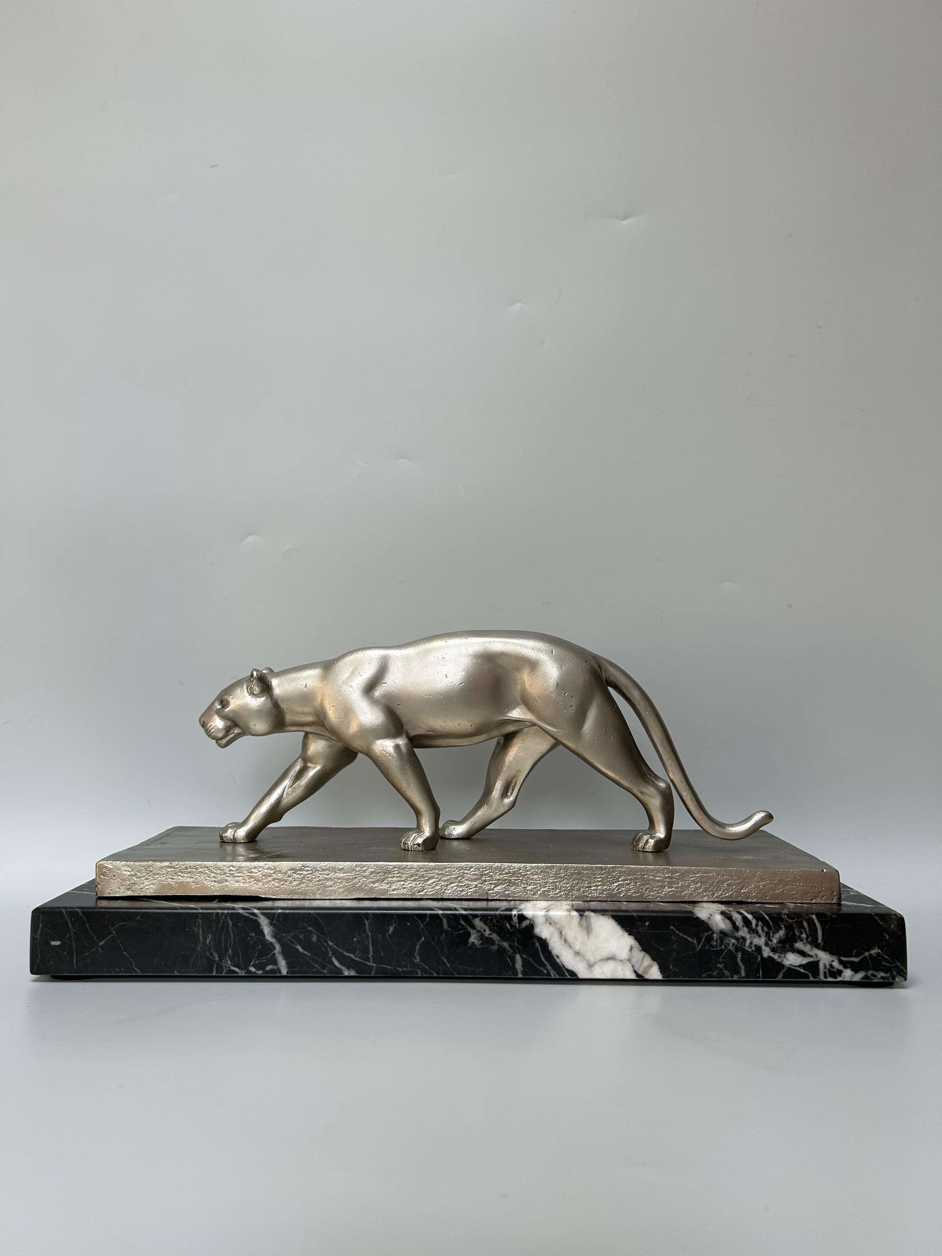 Panthère Art Déco signée V. Demanet en vente 5