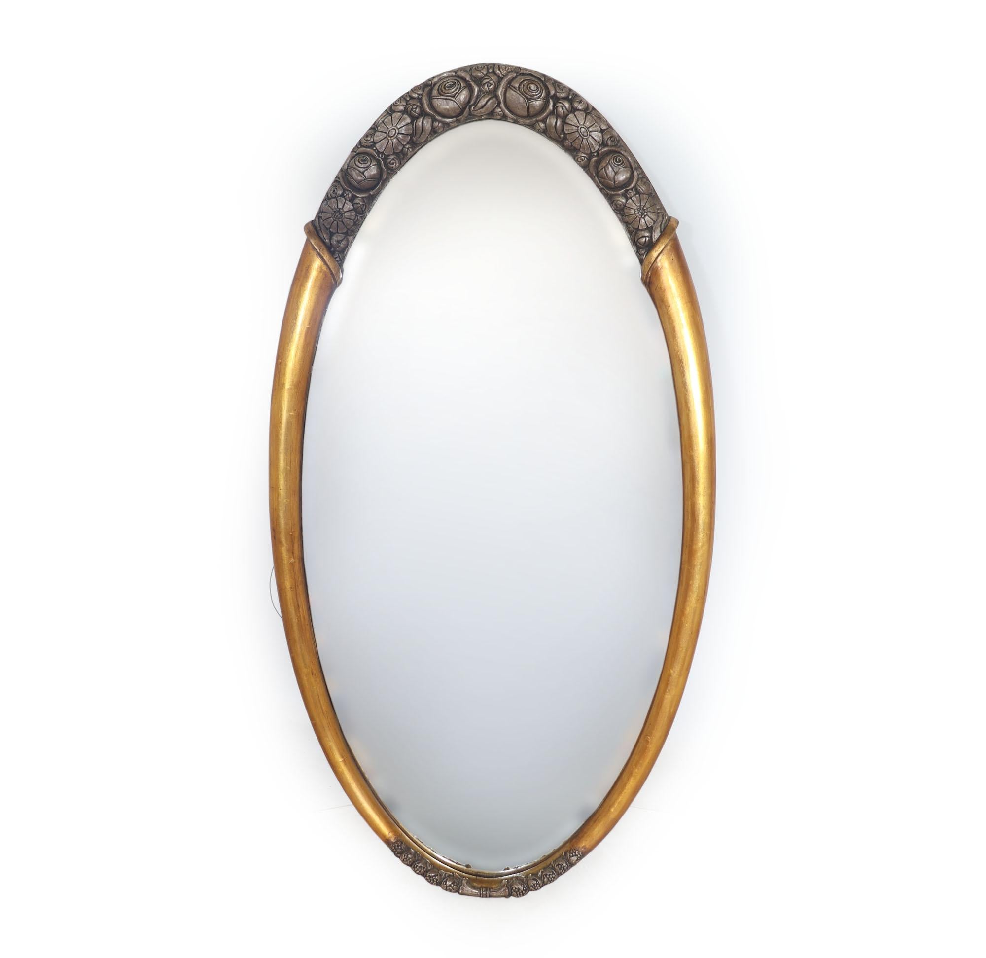 Début du 20ème siècle Miroir ovale doré Art Déco par Sue et Mare 1925 en vente