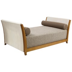 Art Deco Parchment and Oak Daybed in the Style of Leleu & Arbus, France, 1930s
