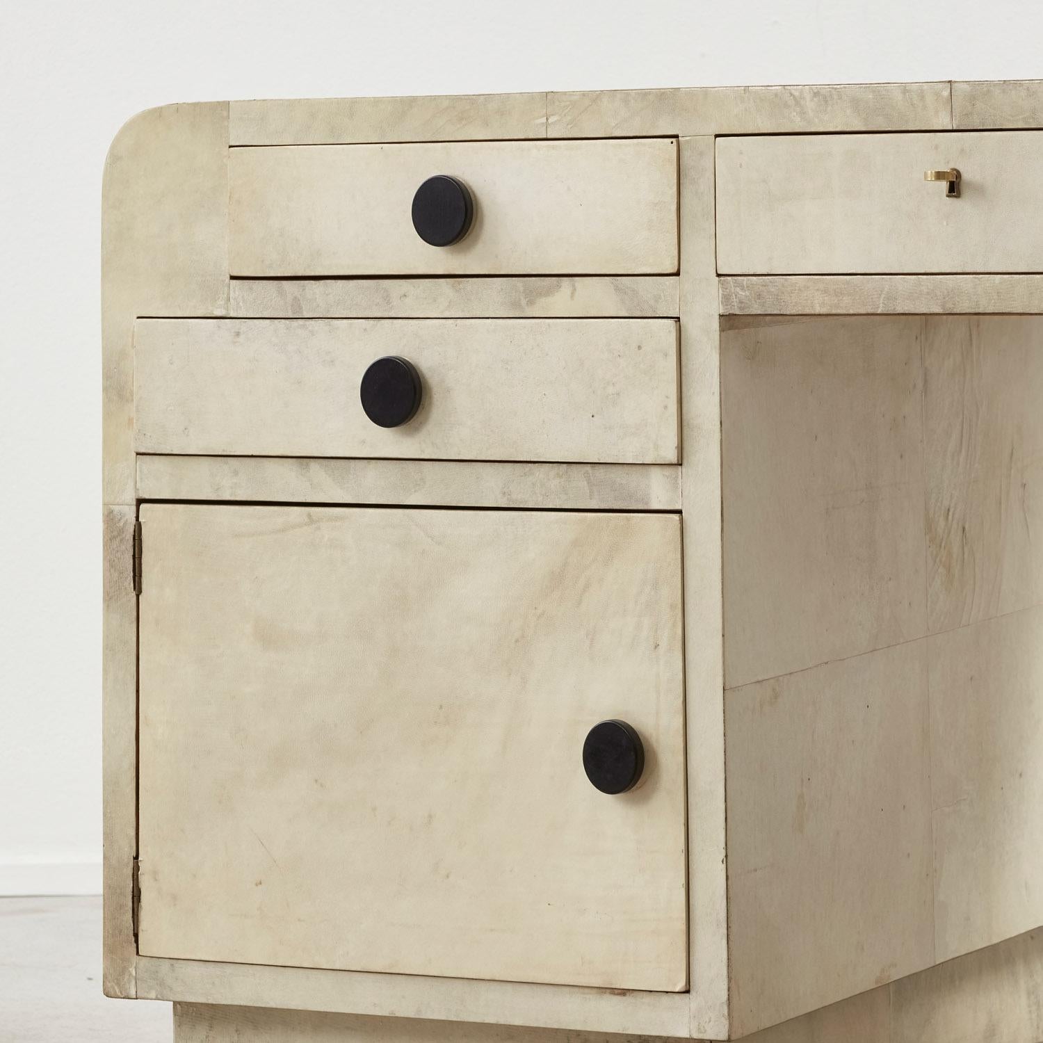 Art Deco parchment desk - Italy, 1920s For Sale 5