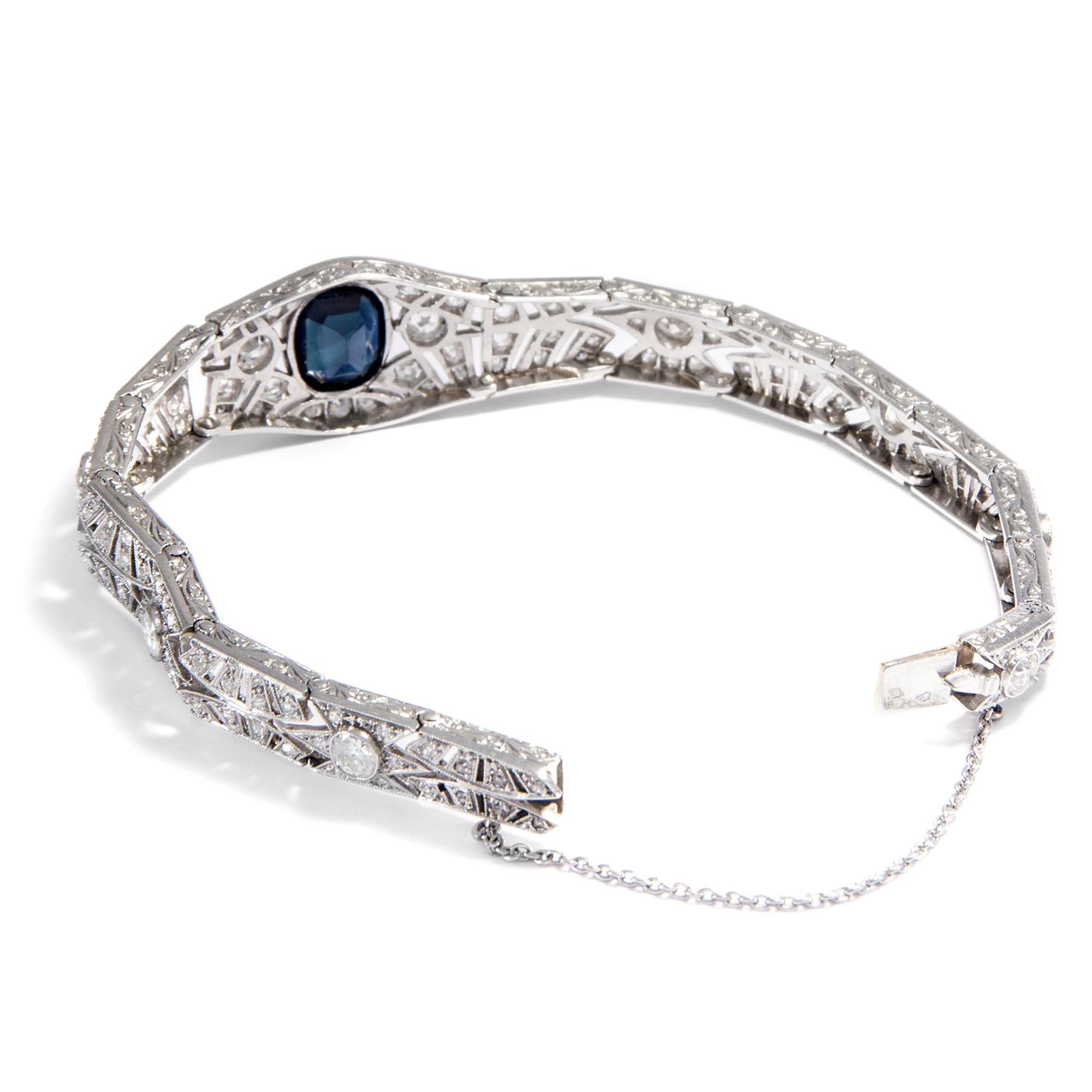 Women's or Men's Art Deco, Paris circa 1925 4.1 Ct Natural Blue Sapphire & 4 Ct Diamond Bracelet For Sale