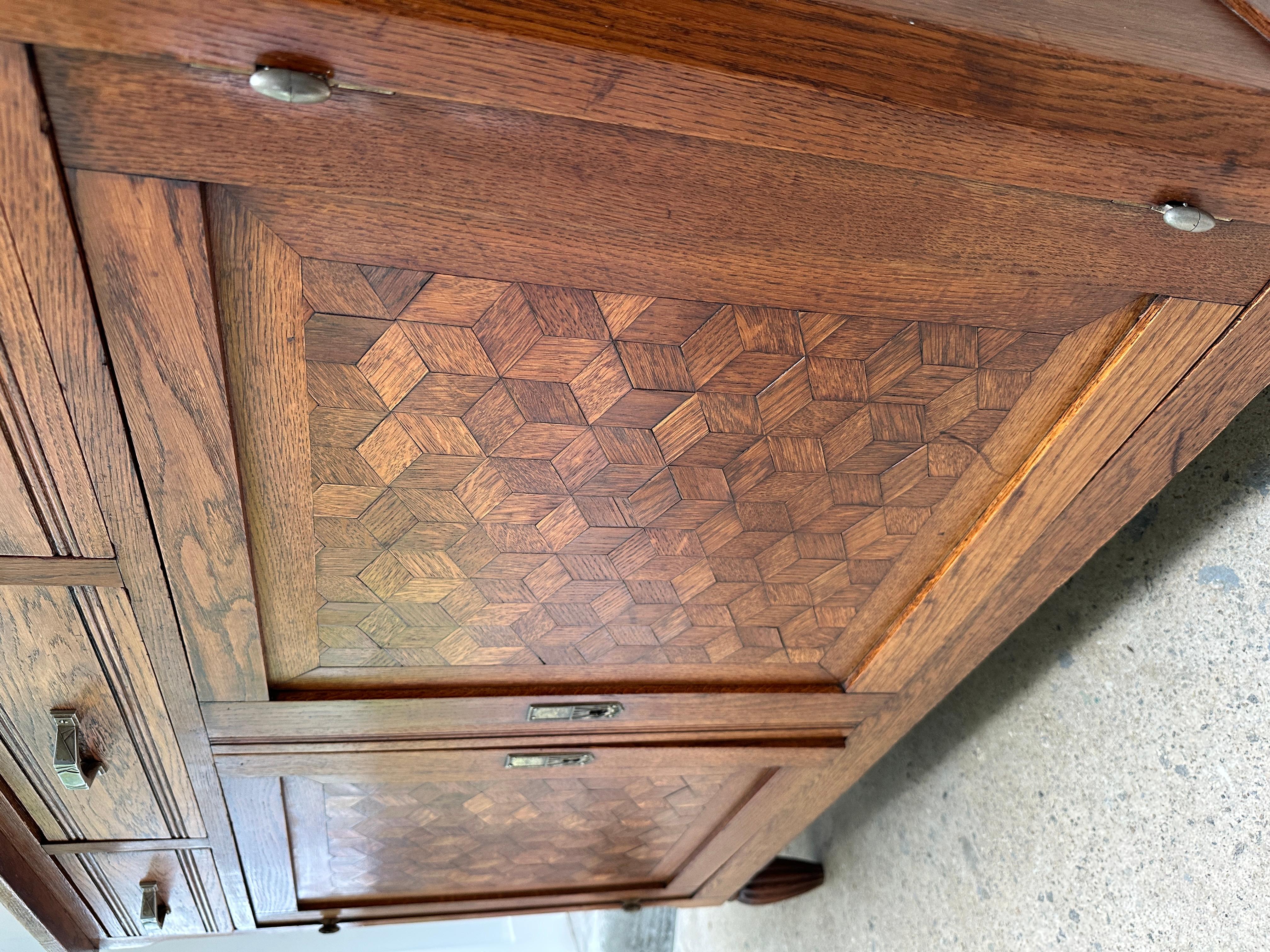Art-Deco-Parkett-Würfel-Buffet/Sideboard (Frühes 20. Jahrhundert) im Angebot