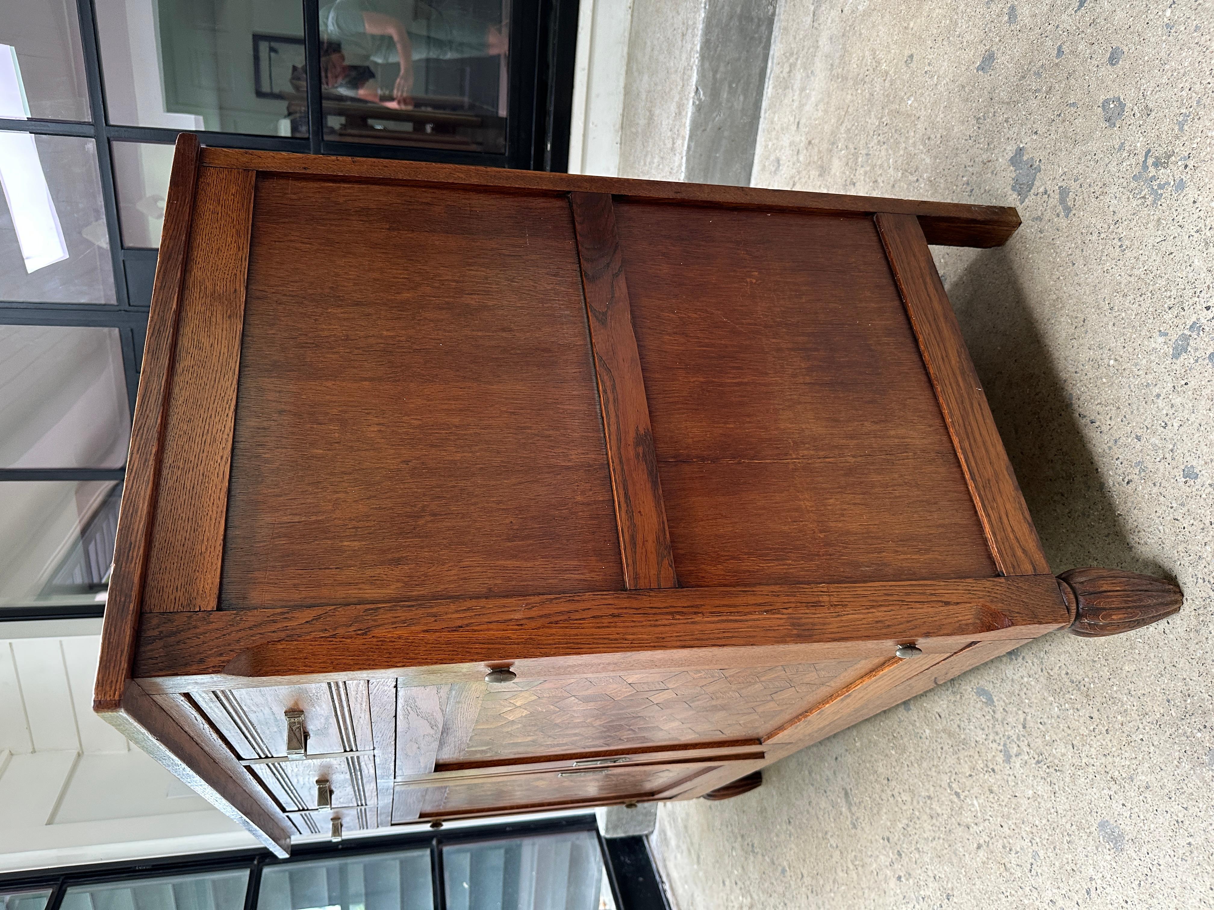 Art-Deco-Parkett-Würfel-Buffet/Sideboard im Angebot 1