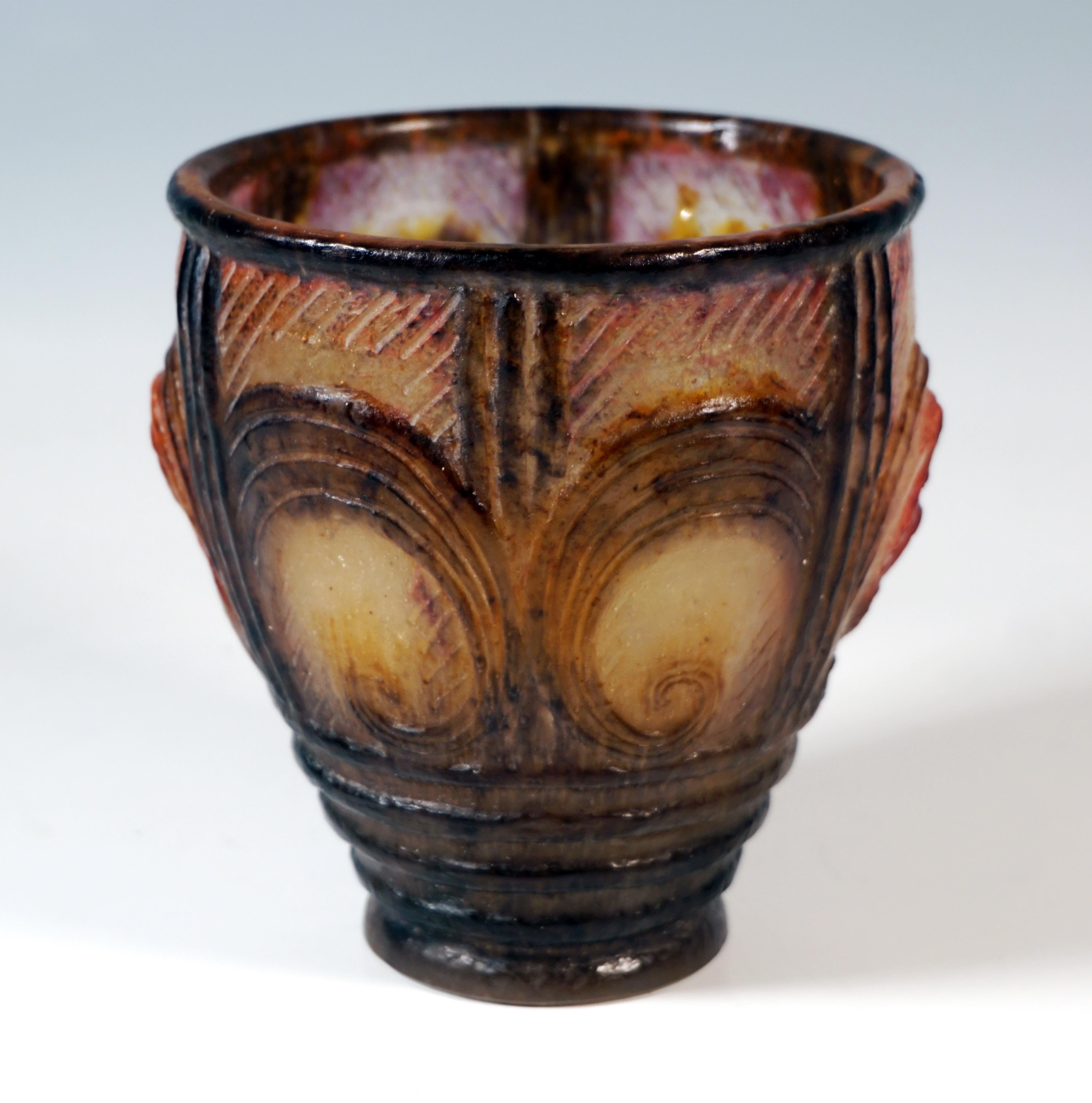 Art Deco Pâte de Verre Beaker 'Lion Et Chouette', Gabriel Argy-Rousseau, Paris In Good Condition For Sale In Vienna, AT