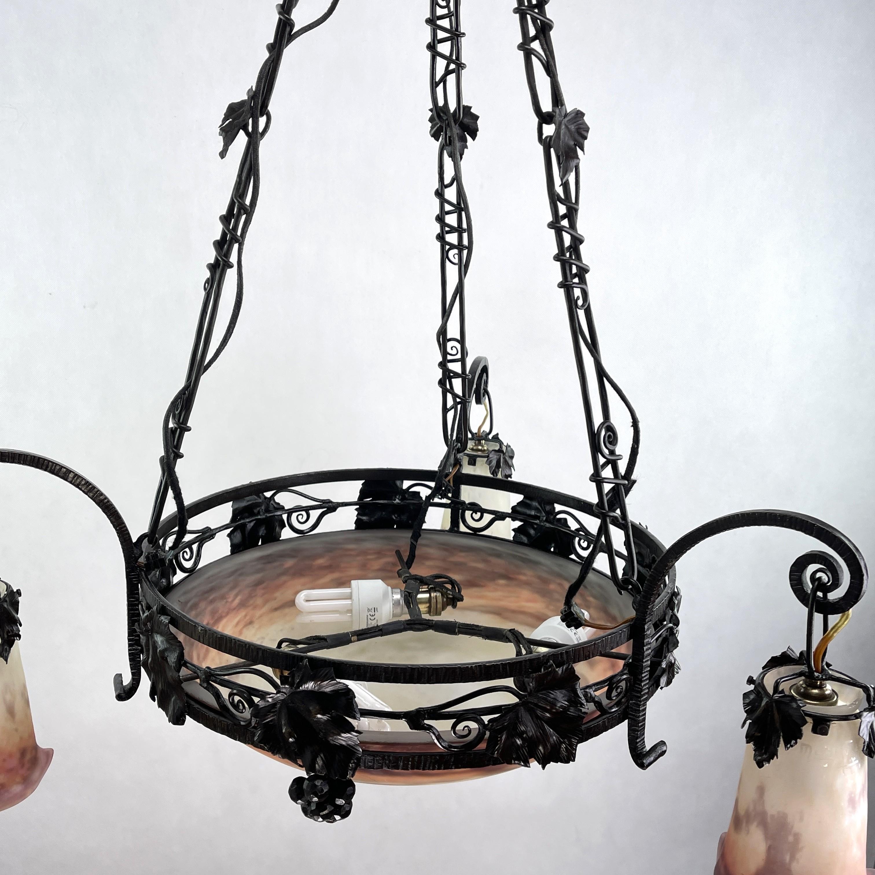 Art Deco Pate De Verre Ceiling Lamp by Muller Freres, Luneville, 1930s For Sale 4