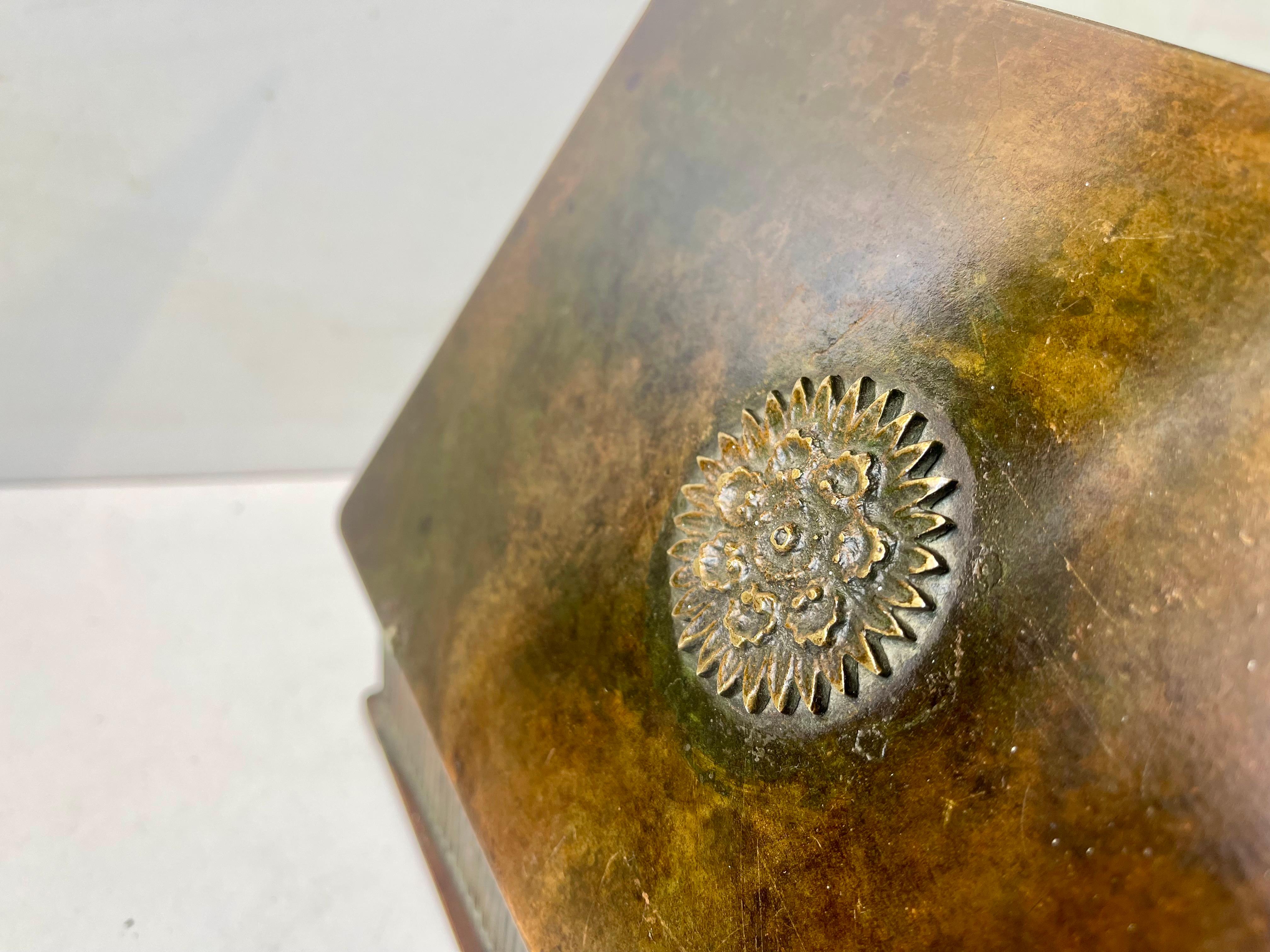 Art Deco Patinated Bronze Cigar Box from Tinos, Denmark, 1930s 2