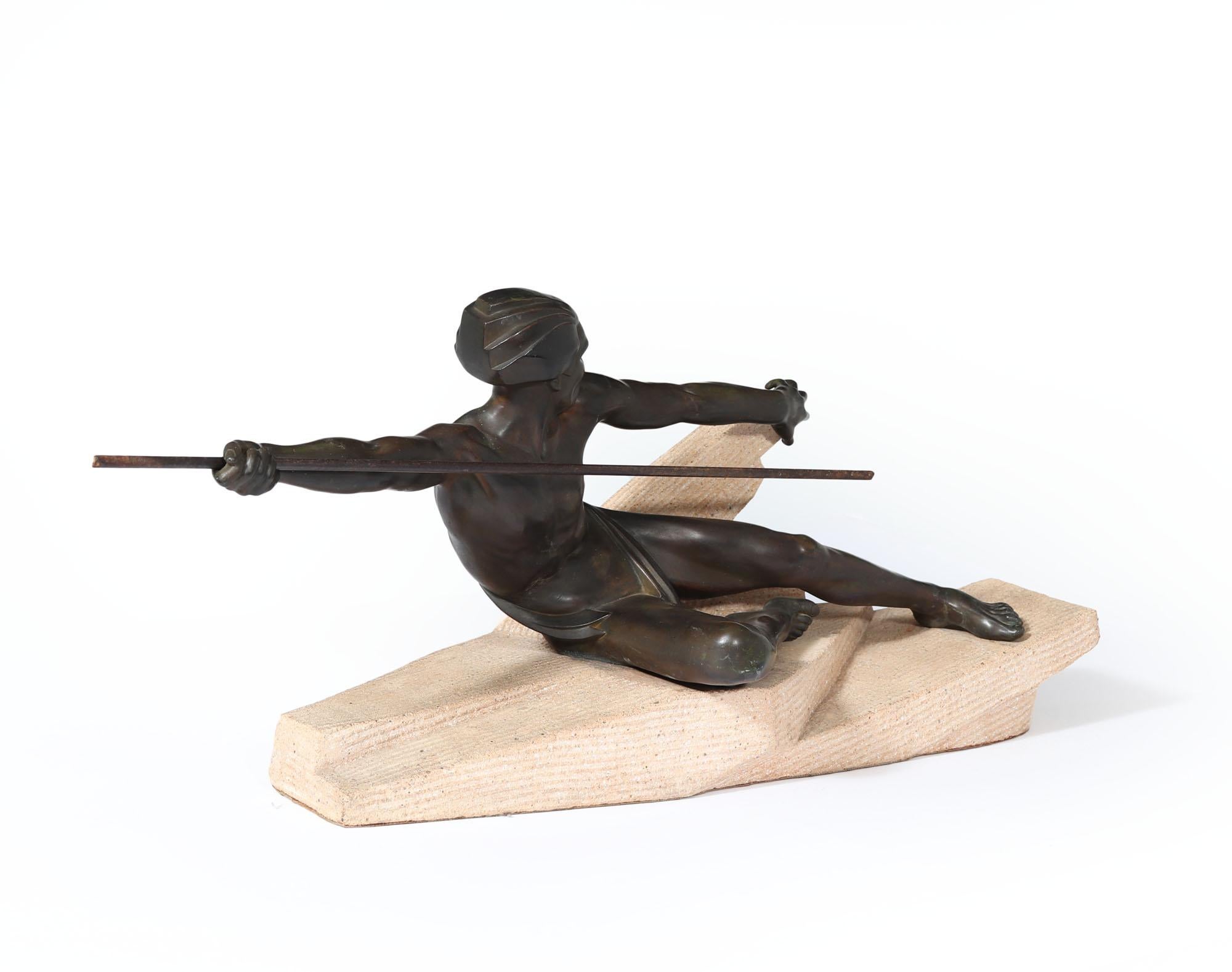 Français Hunter Art Déco en bronze patiné de Max Le Verrier en vente
