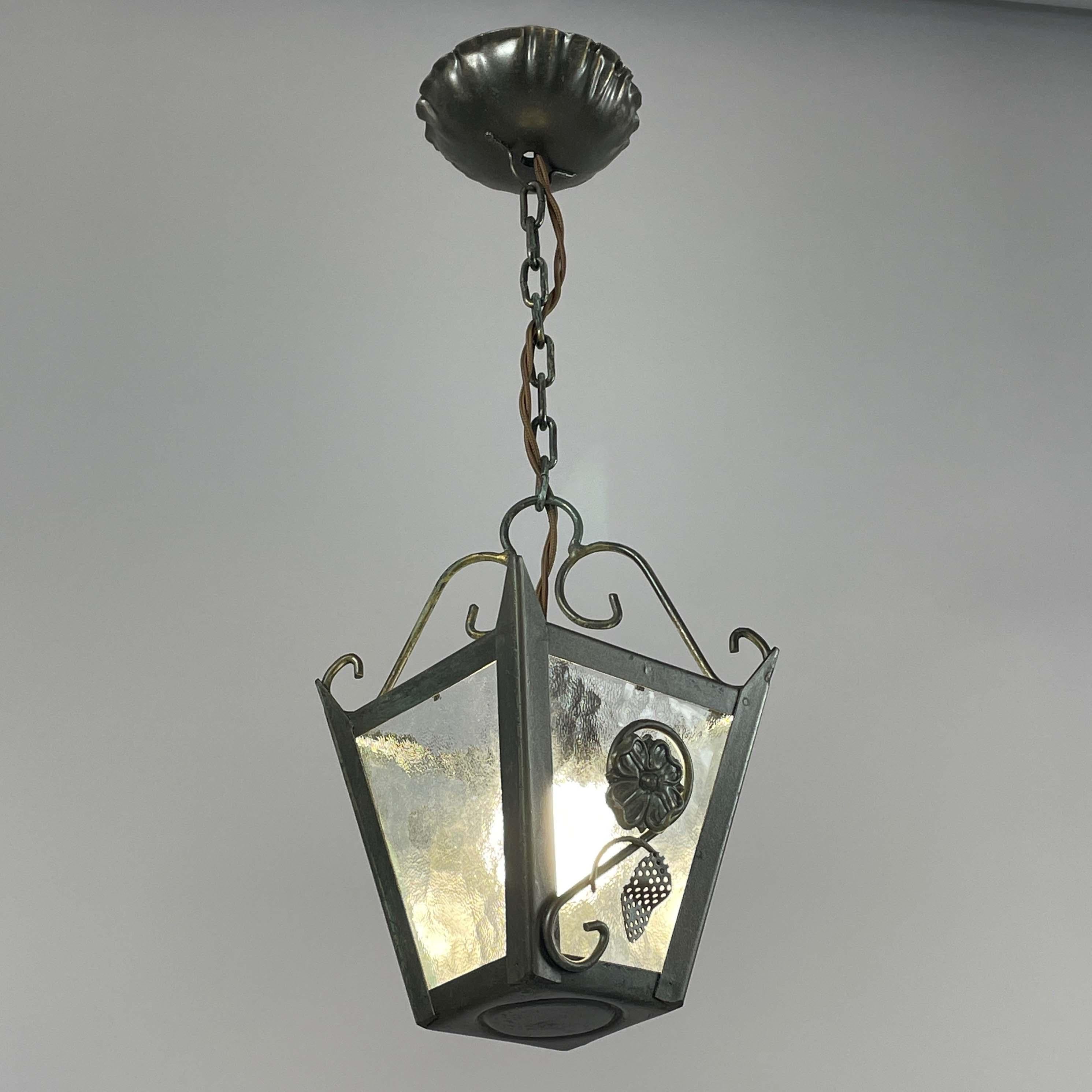 Suédois Lanterne Art Déco en fonte patinée, Suède, années 1930 en vente