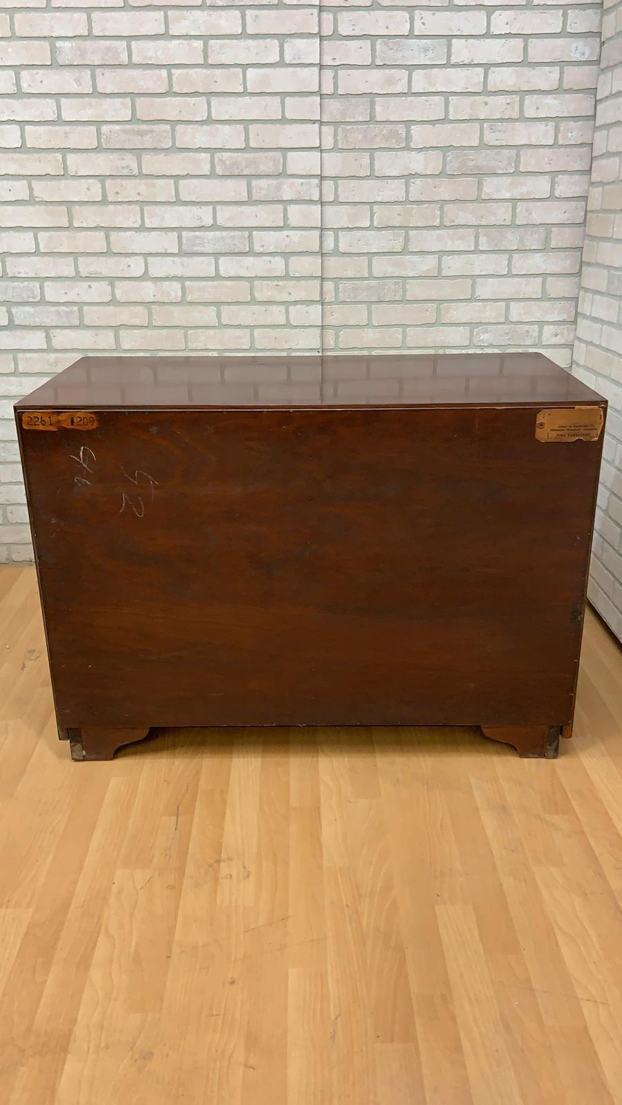 Buffetschrank aus Mahagoni und Kork im Art déco-Stil von Paul Frankl für Johnson Furniture im Zustand „Gut“ im Angebot in Chicago, IL