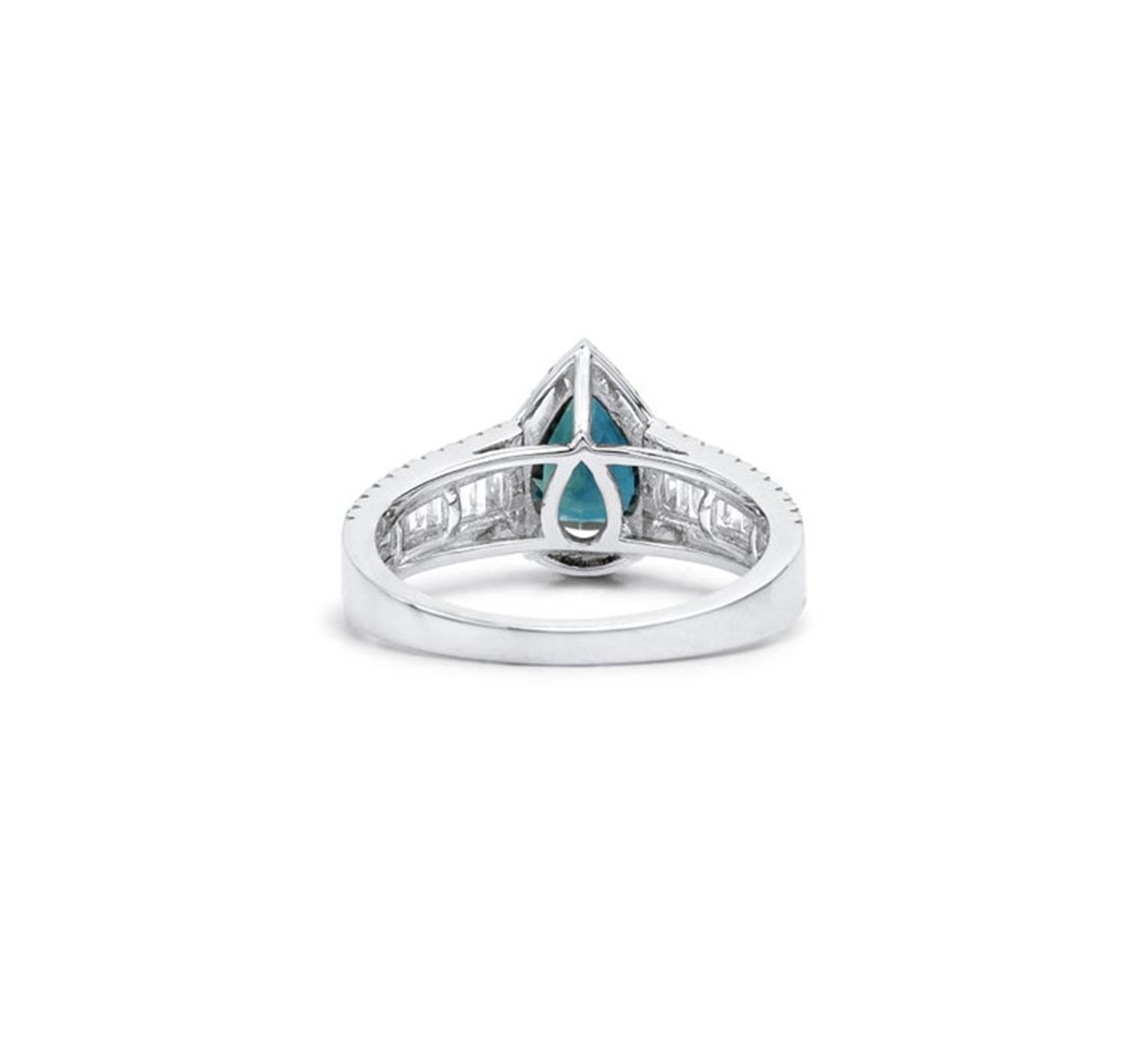 Art Deco Pear-Cut Blue Sapphire & Diamond Halo Engagement Ring in 18K White Gold For Sale 3