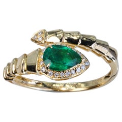 Art Deco Pear Cut Natural Emerald Diamond Yellow Gold Snake Ring, Fashion Ring