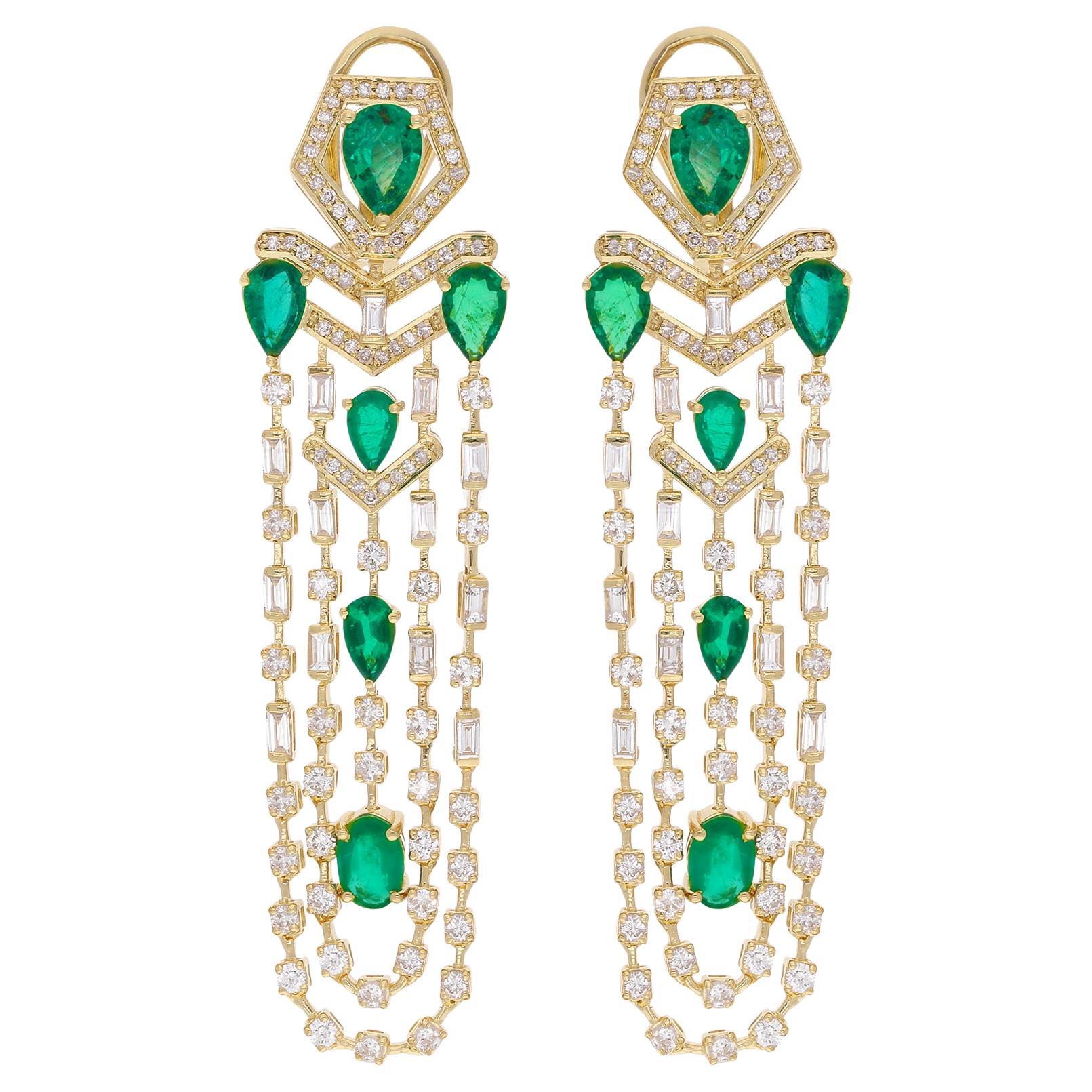 Boucles d
oreilles chandelier poire ovale émeraude diamant art déco pour maman or jaune 18k