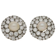 Boucles d'oreilles en or 18 carats avec grappe de diamants taille vieille mine et perles de style Art déco