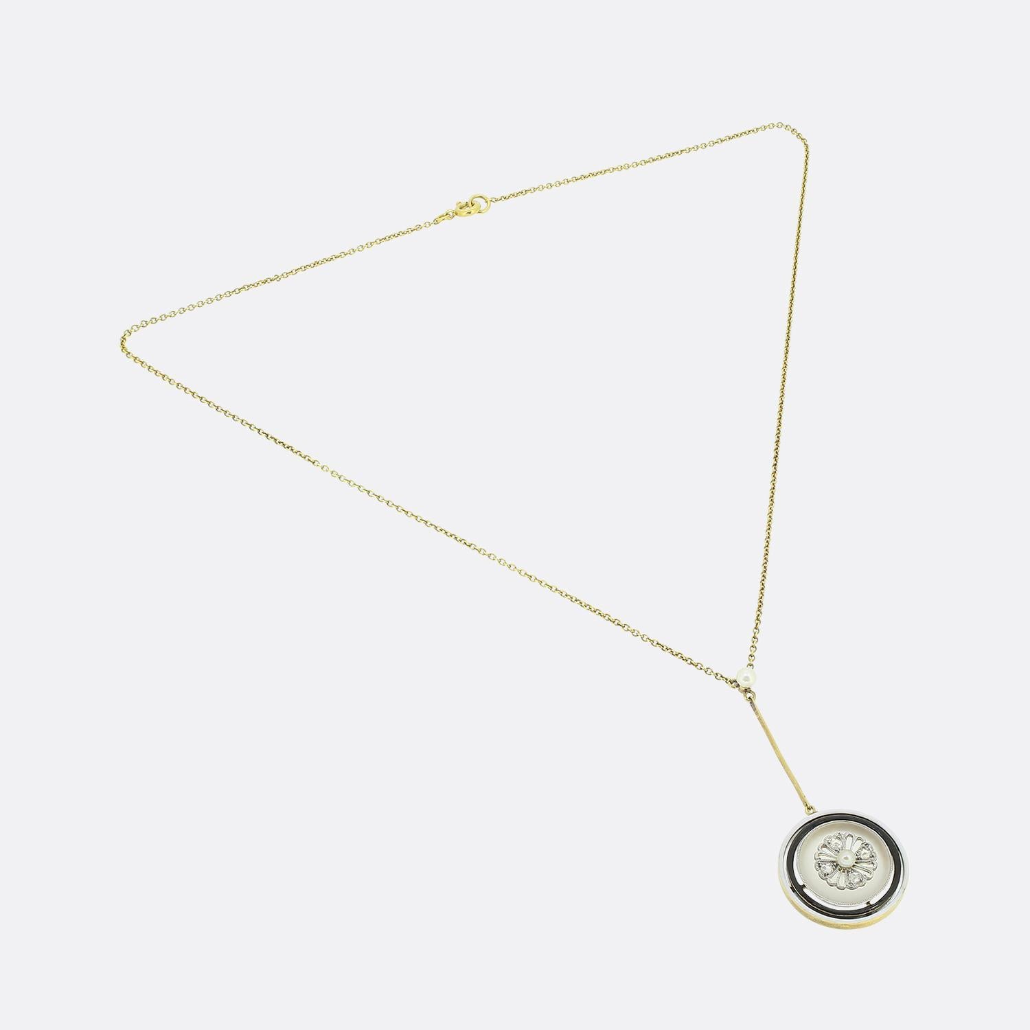 Taille rose Collier à pendentifs en perles, diamants et onyx de style Art Déco en vente