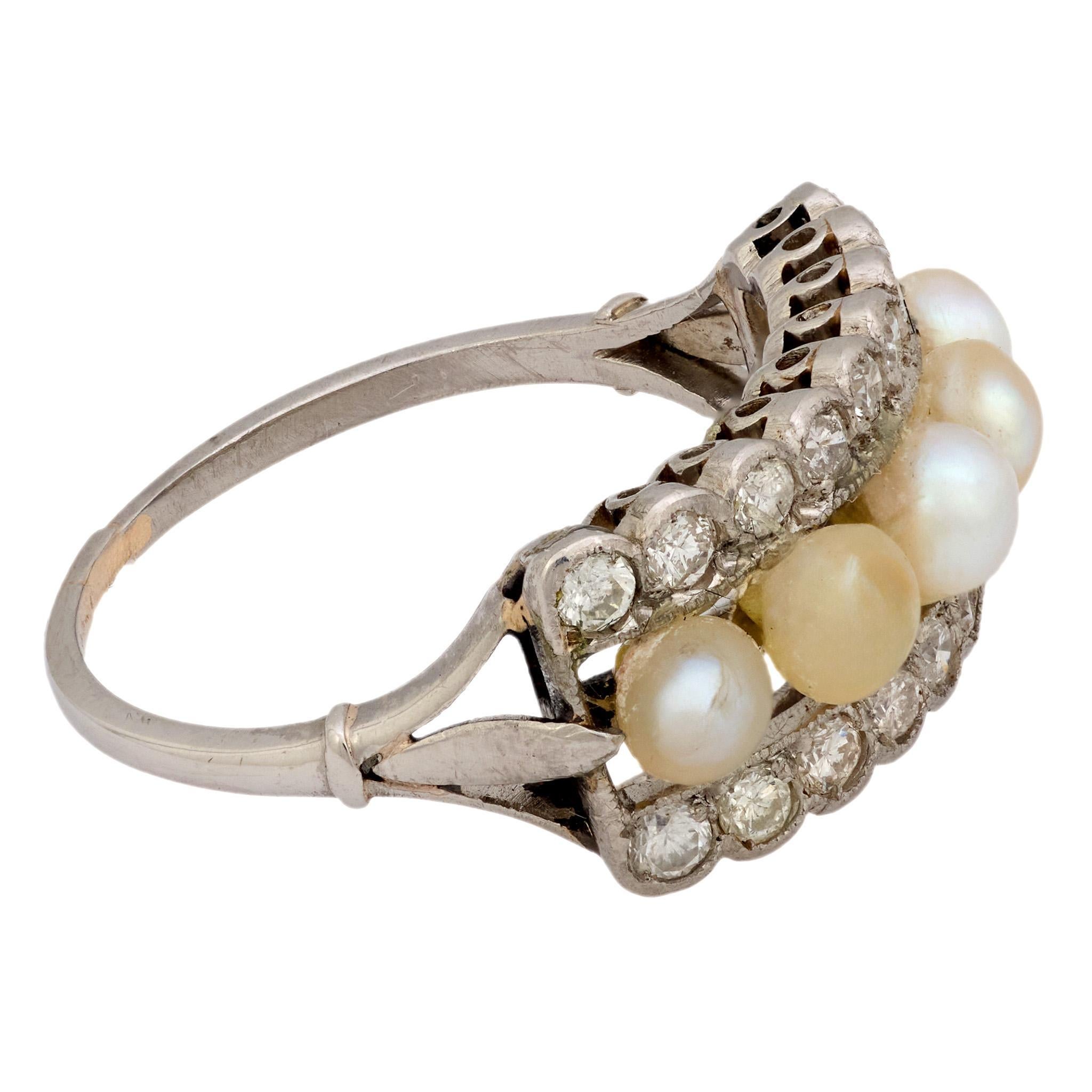 Art Deco Perlen Diamant Platin Ring (Art déco) im Angebot