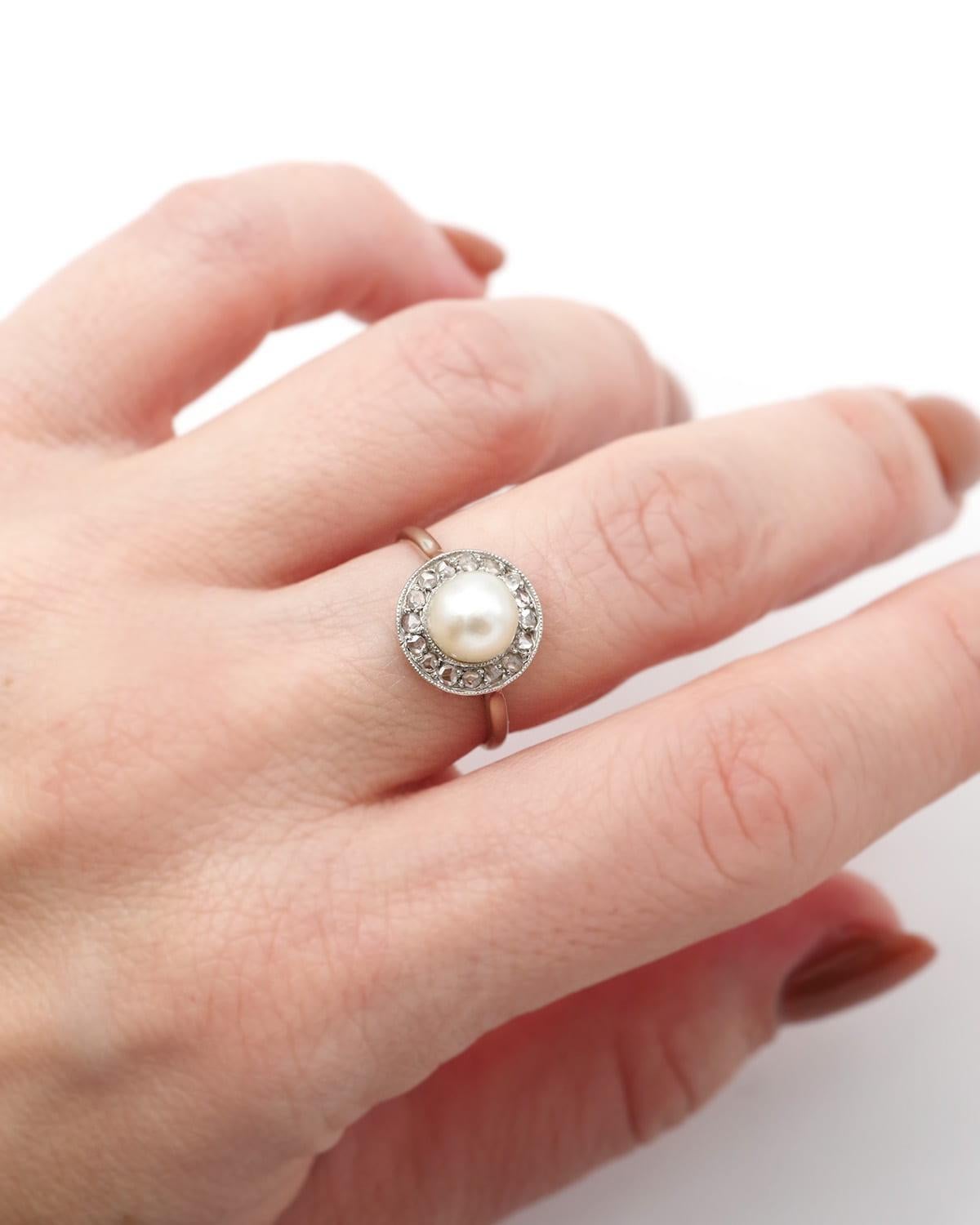 Art déco ART OF PEARLS bague perle diamant en or 18k, bague circulaire, diamant taille rose, certifiée en vente