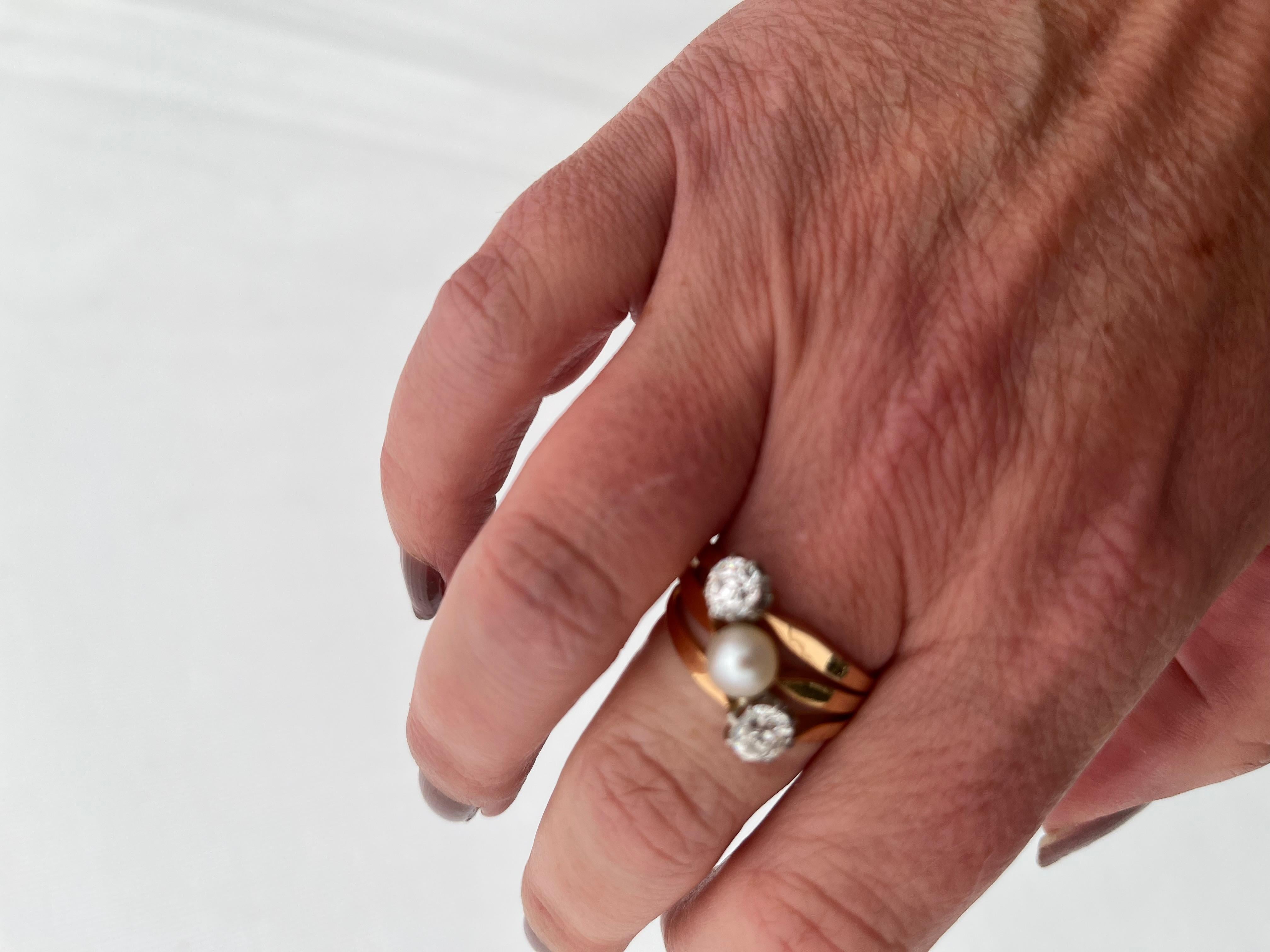 Round Cut Art Deco Pearl & Diamond Trilogy Ring 'Est .62carat & .68carat' 18K Yellow Gold For Sale