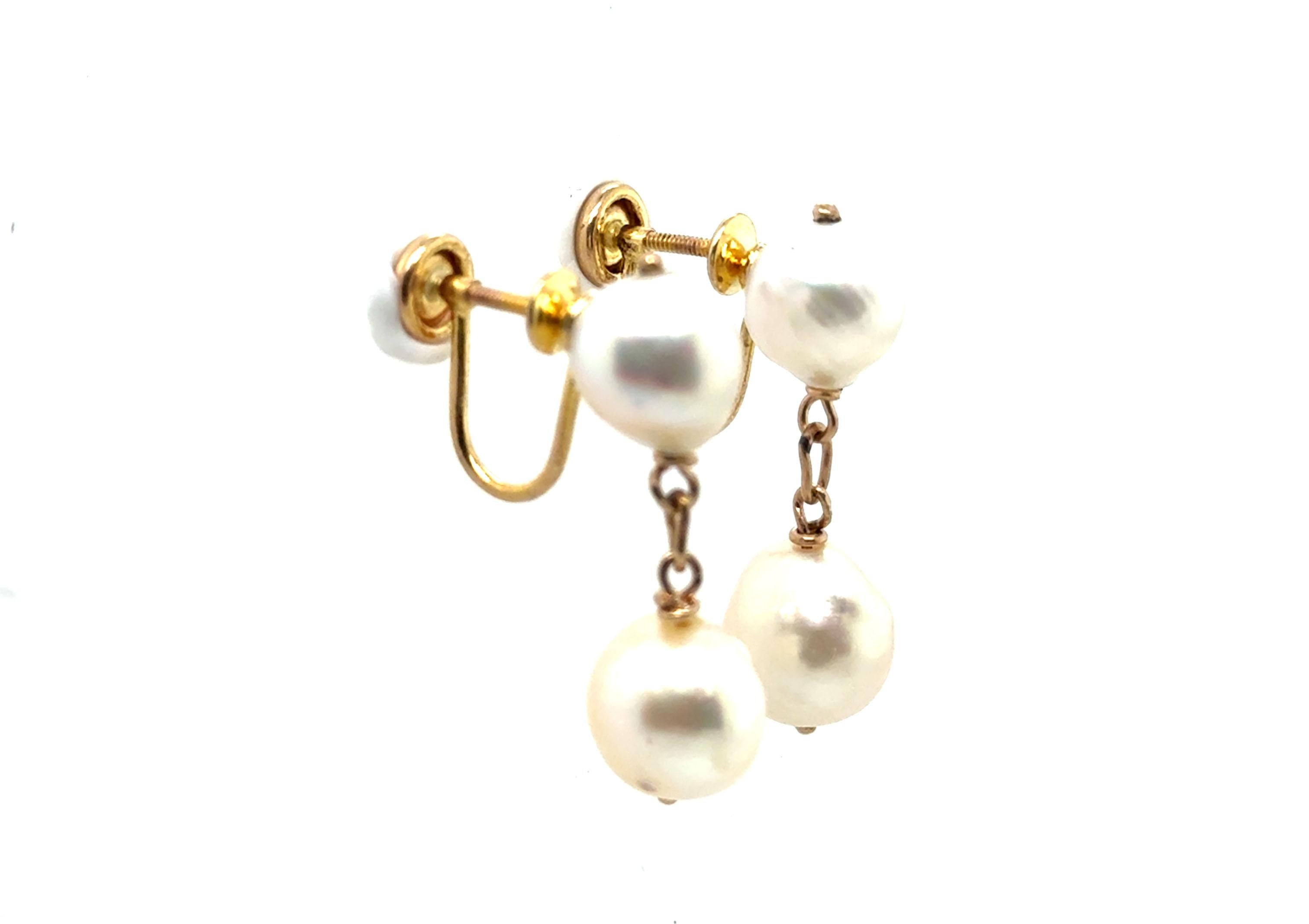 Art Deco Perle Tropfen Clip auf Ohrringe 14K Gelbgold 9mm Antike Original 1940er Jahre (Ungeschliffen) im Angebot