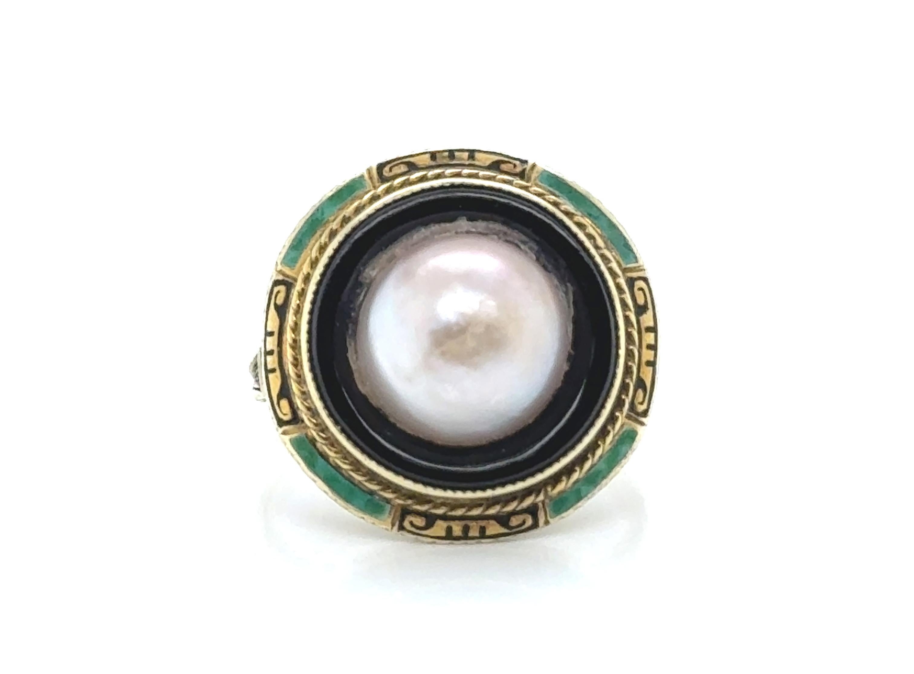 Genuine Original Art Deco Antique from 1920's Pearl Enamel 14K Yellow Gold Cocktail Ring


Features a 9mm Natural Round Pearl Center

Hand Painted Enamel In Outstanding Condition

Pearl is Encircled by an Onyx Gemstone

Hand Carved