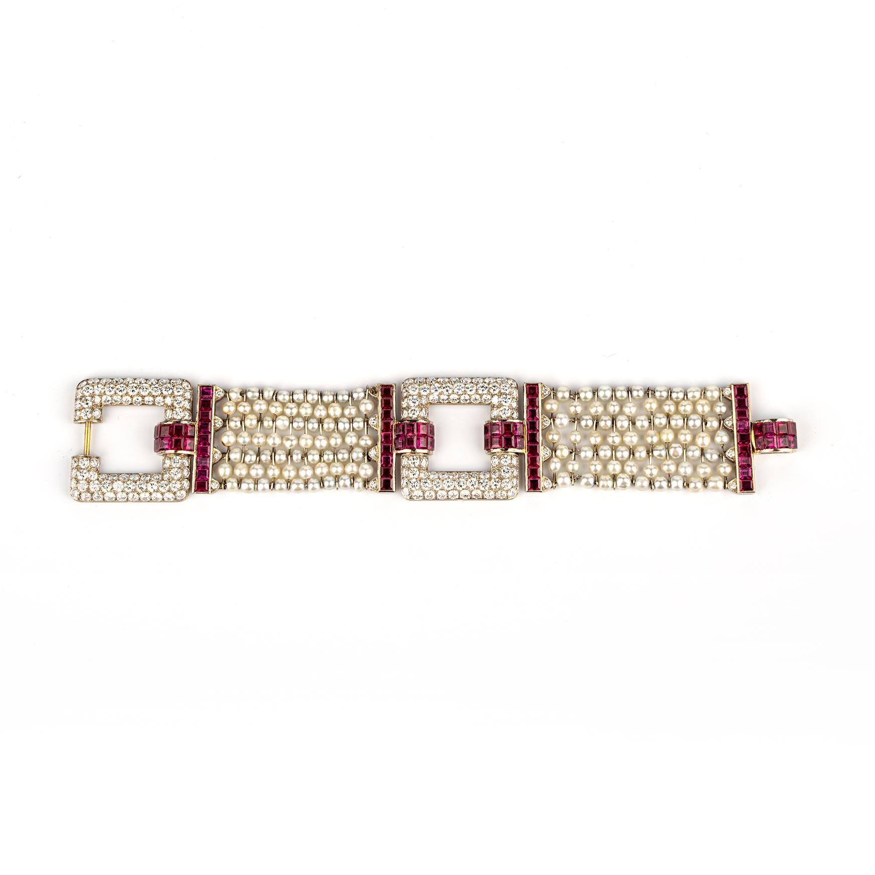  Art-Deco-Armband mit Perlen, Rubinen und Diamanten (Gemischter Schliff) im Angebot